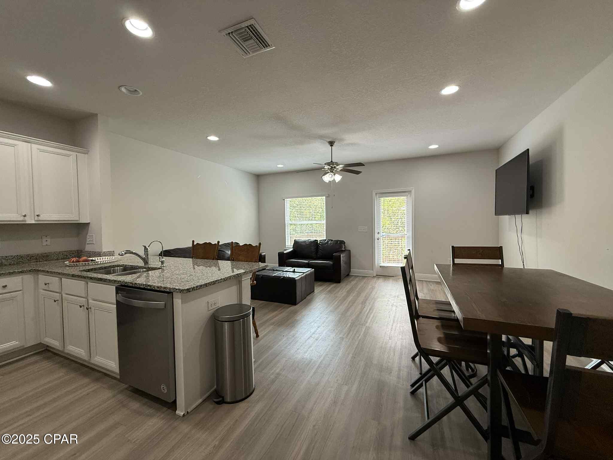 Eucgbt7febk Ecfn37ndasu7kophg21st49nkpbhioy