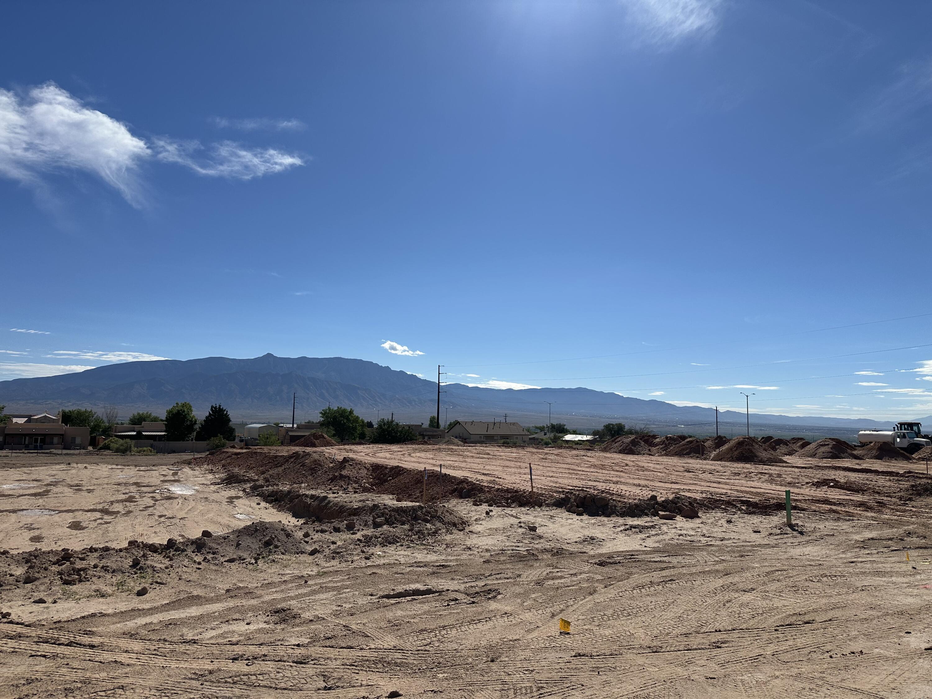 1000 Ontario Place NE 