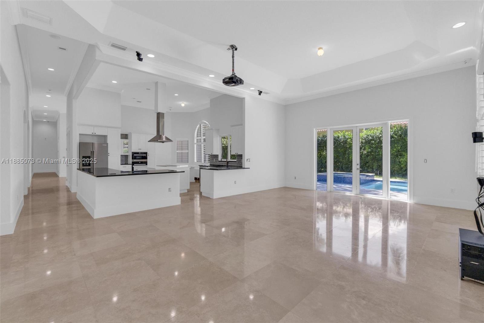 Property photo # 6