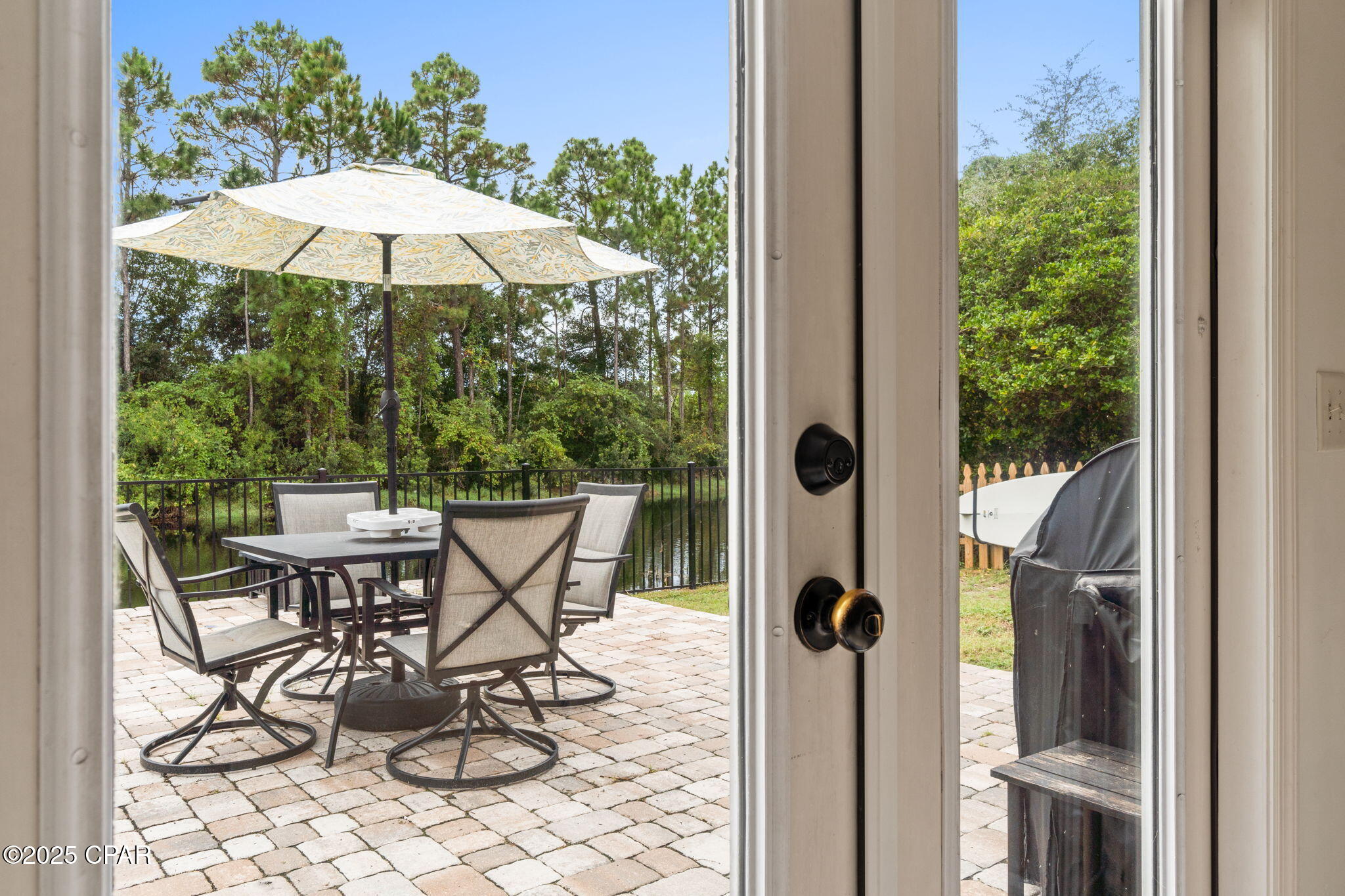 Listing photo id 15 for 6725 Harbour Boulevard