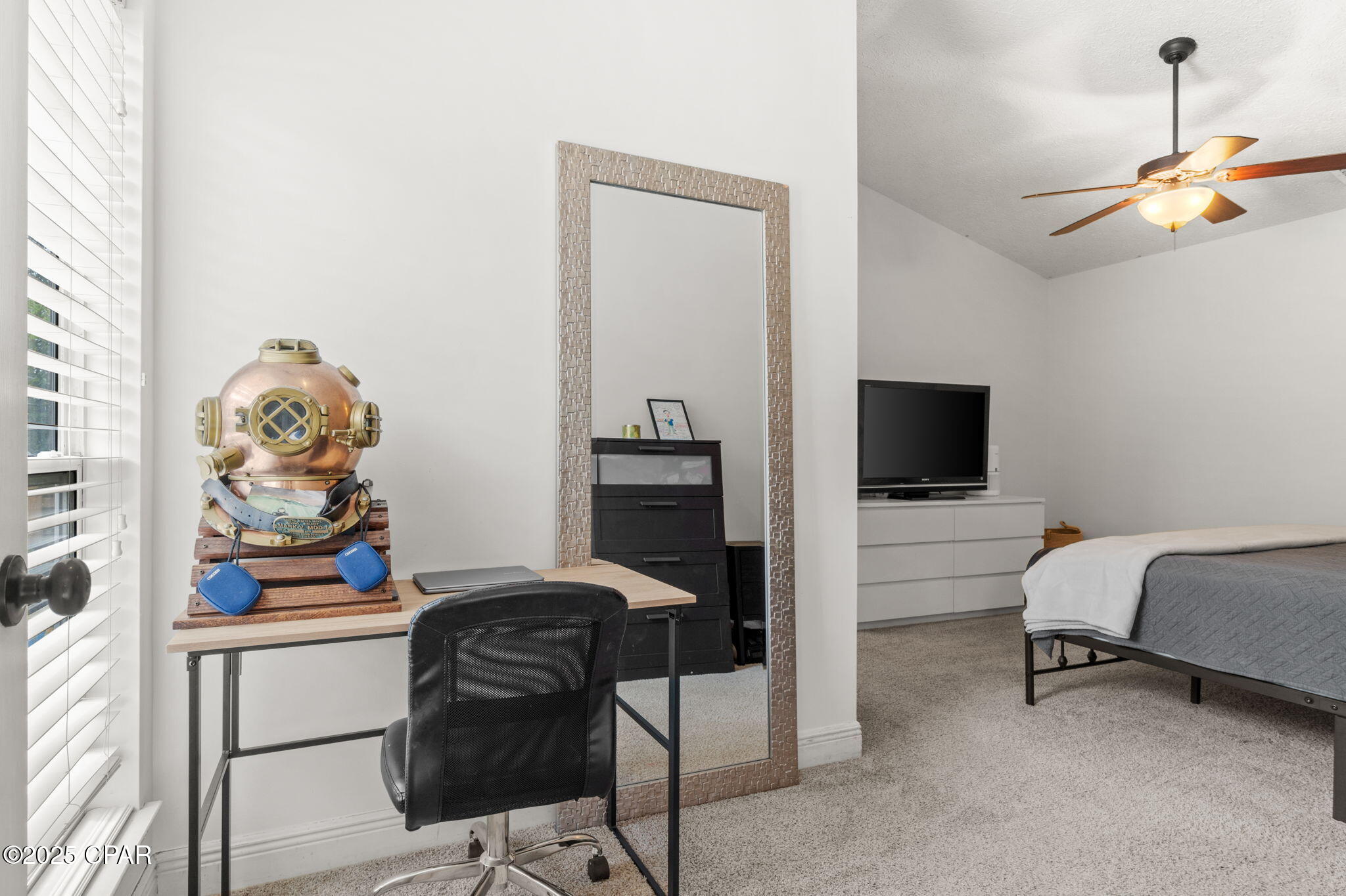 Listing photo id 17 for 6725 Harbour Boulevard