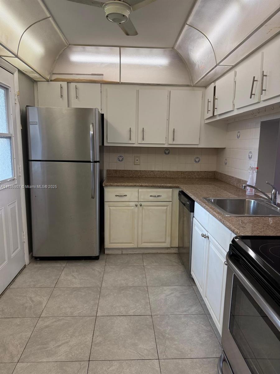 Property photo # 4