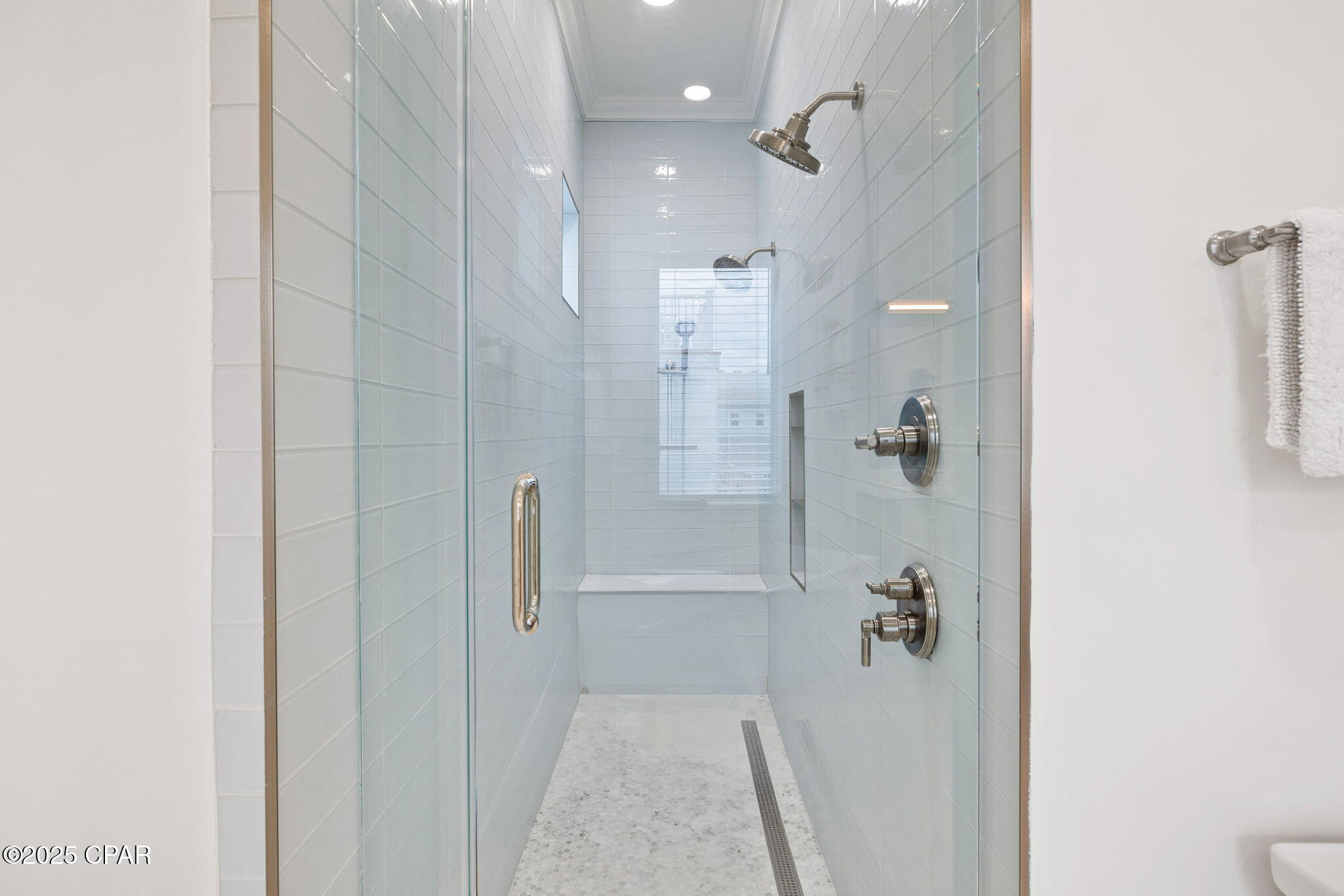 8h4vjkhcocjmf6i7zmn_chrmvaxymbkvi6pqwkcwktq