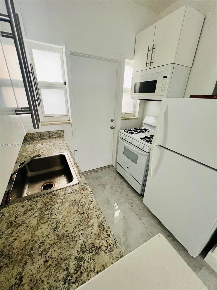 Property photo # 6