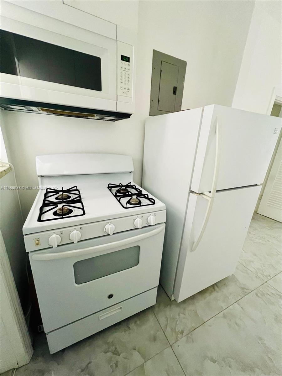 Property photo # 3