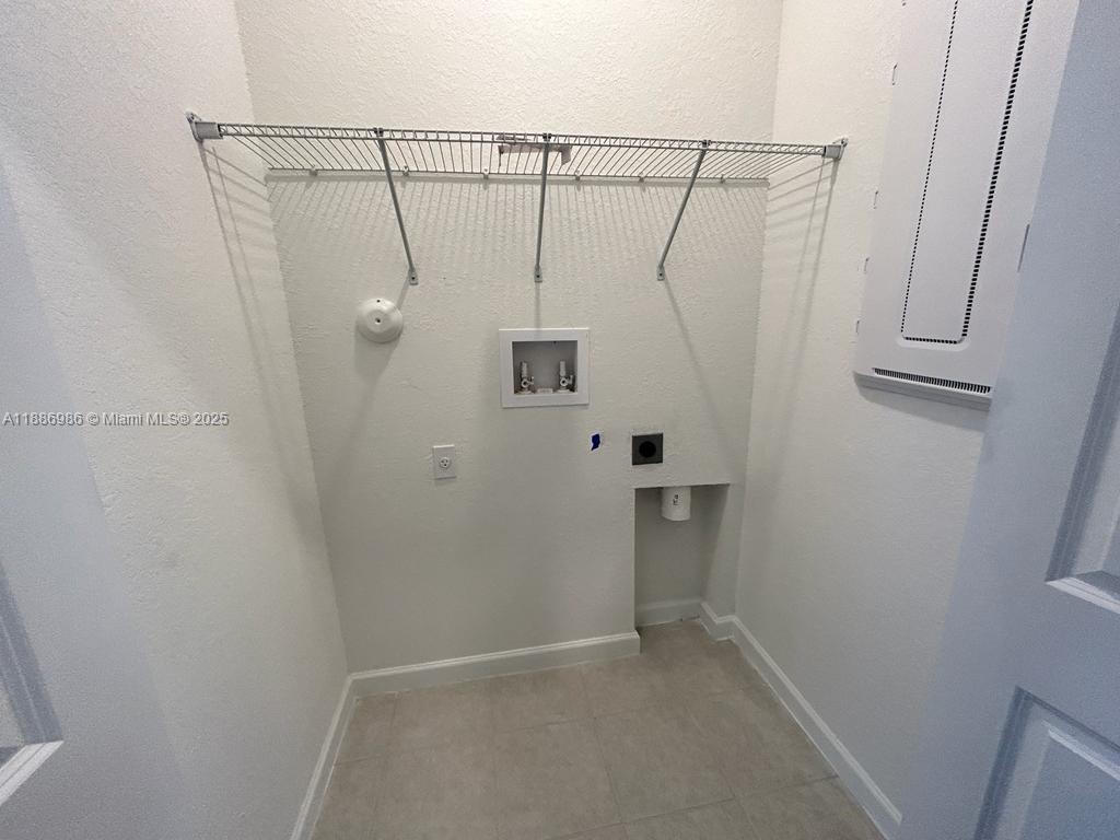Property photo # 4