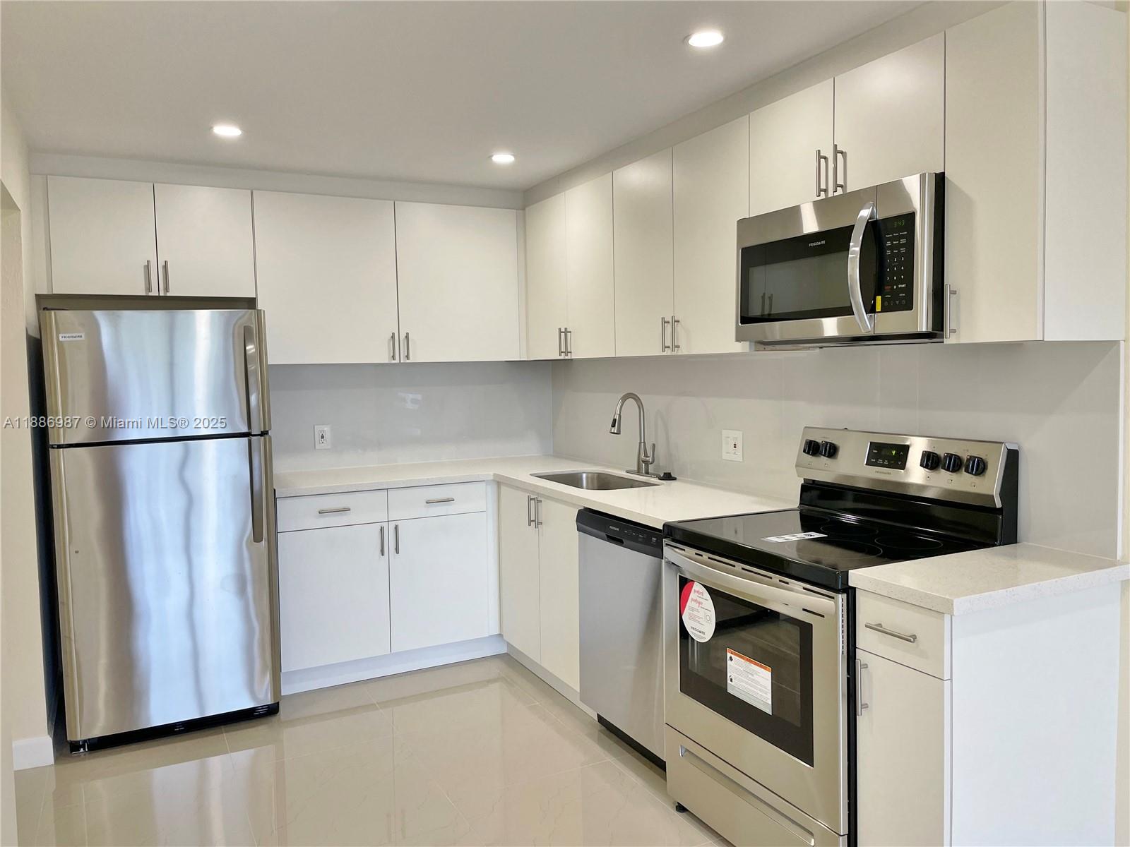 Property photo # 0