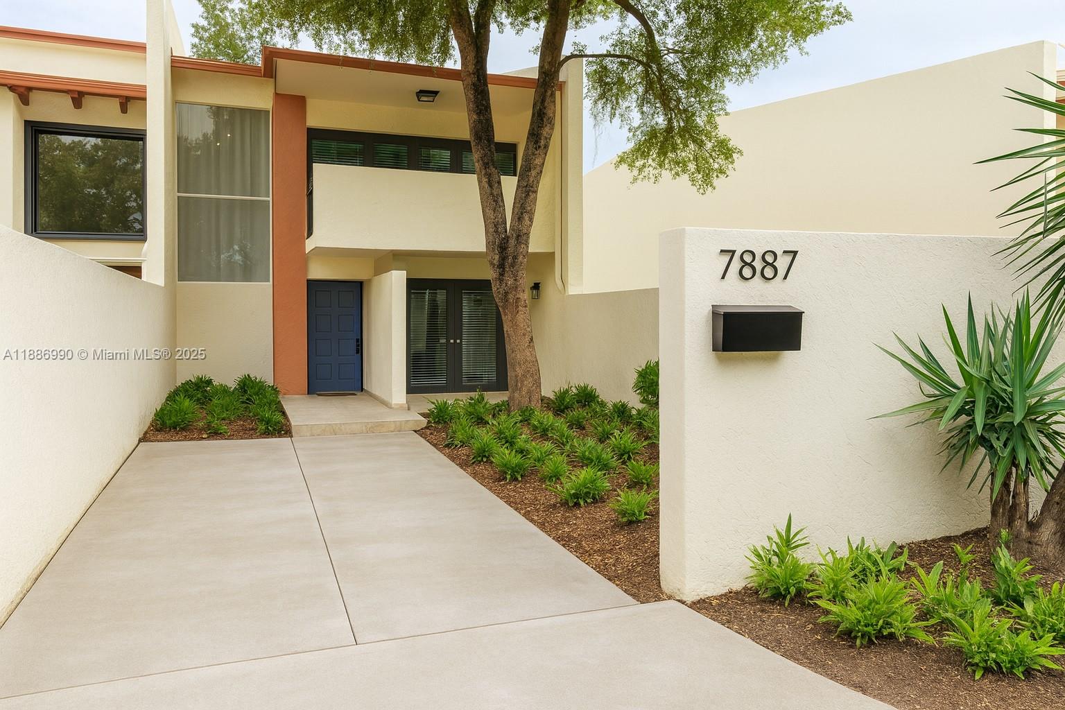 Property photo # 0