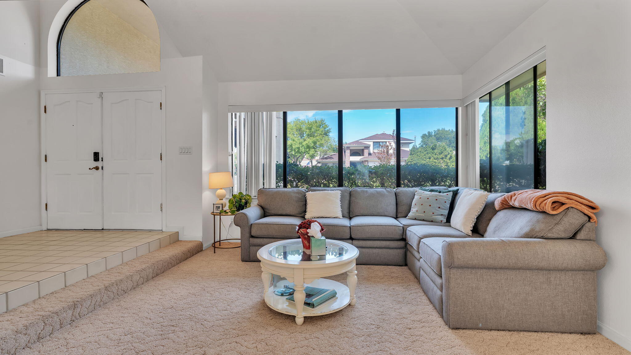 8720 MADRE Avenue NE 