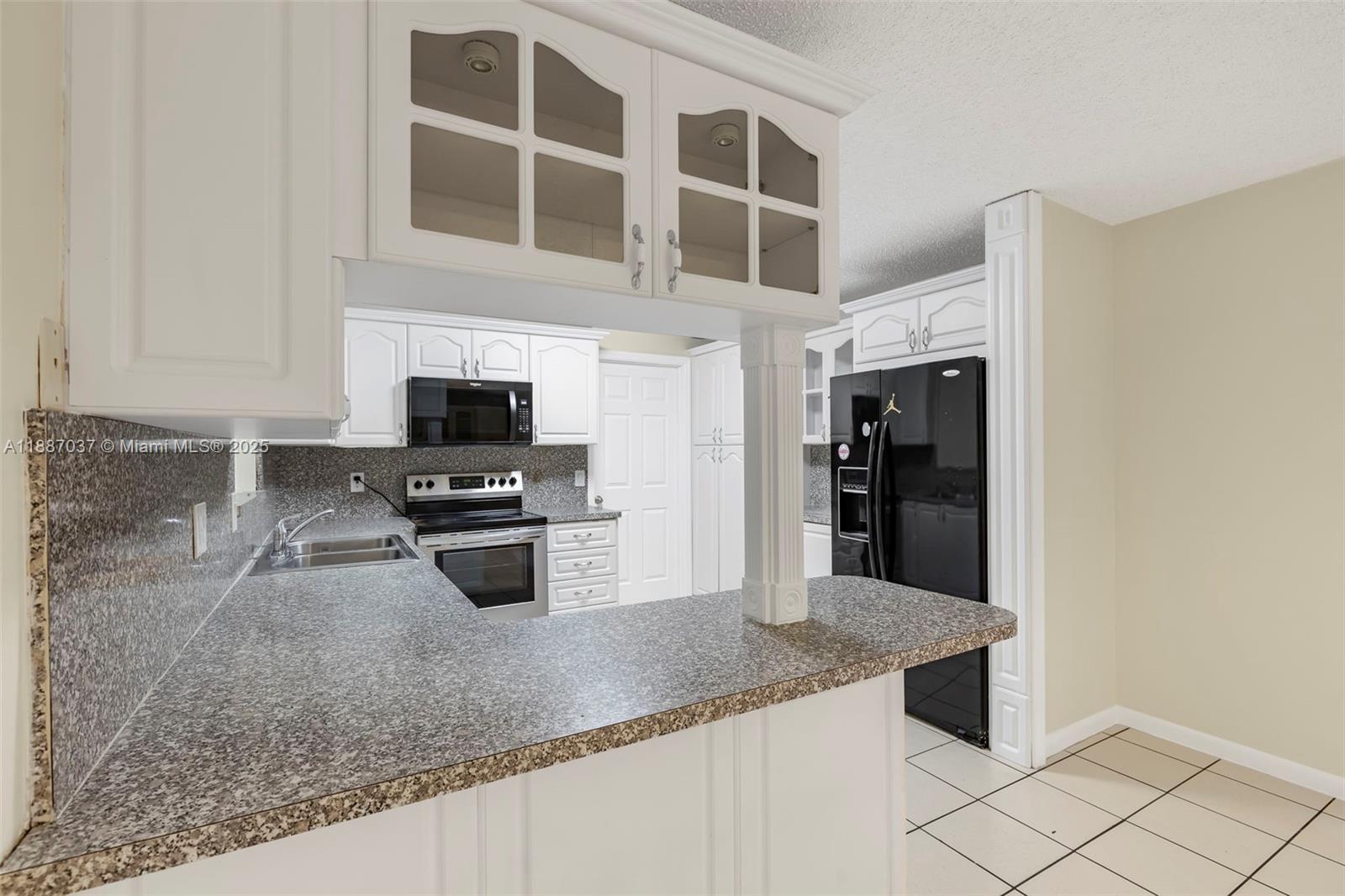 Property photo # 9