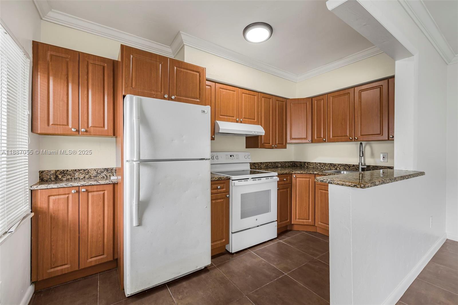 Property photo # 2
