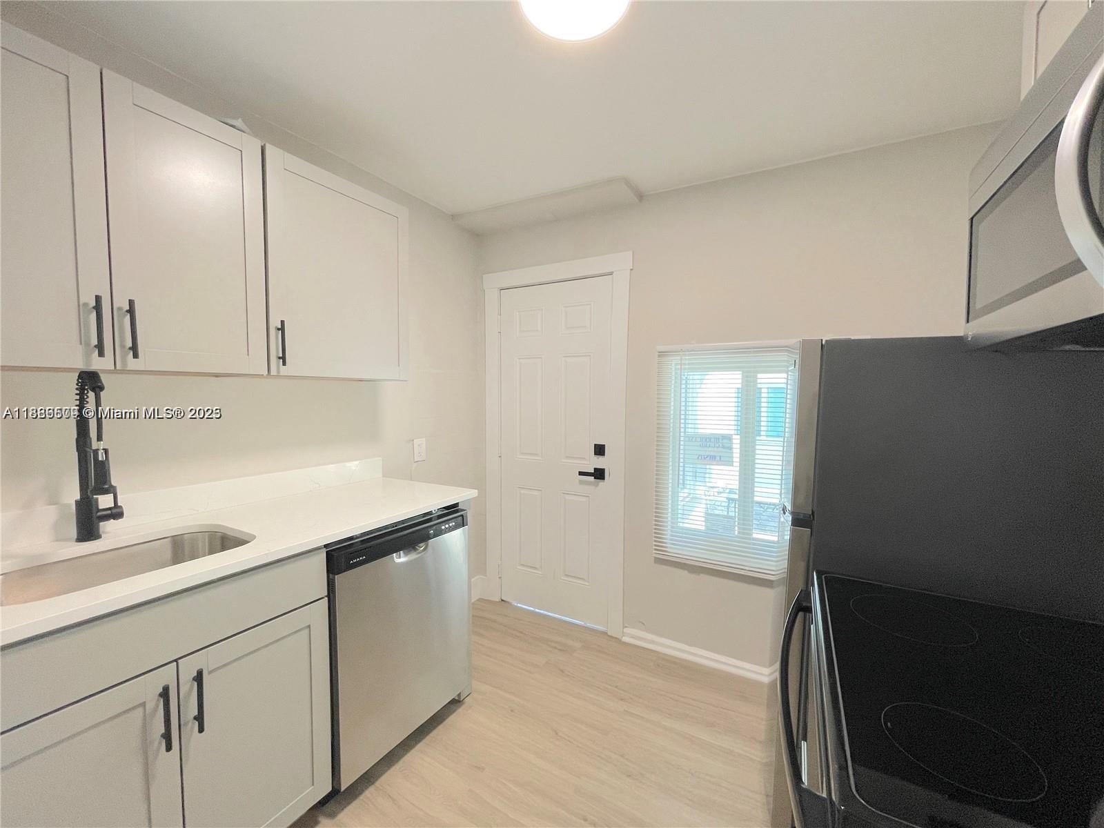 Property photo # 9