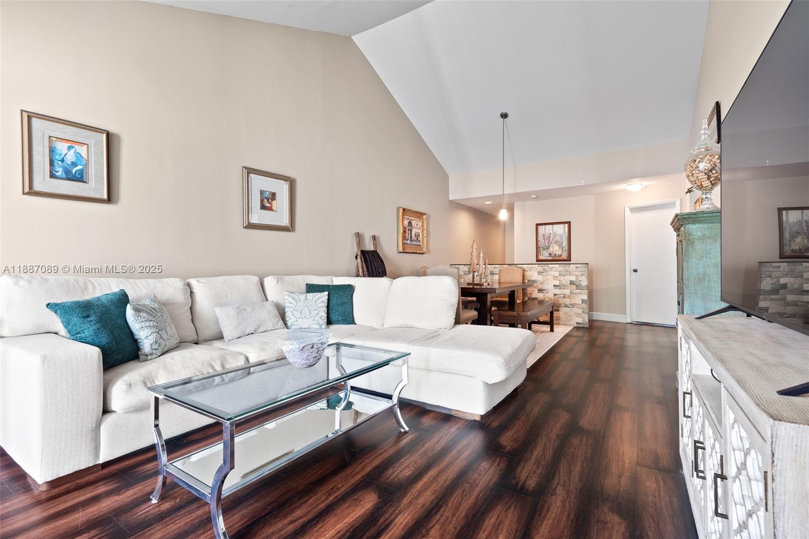 Property photo # 0