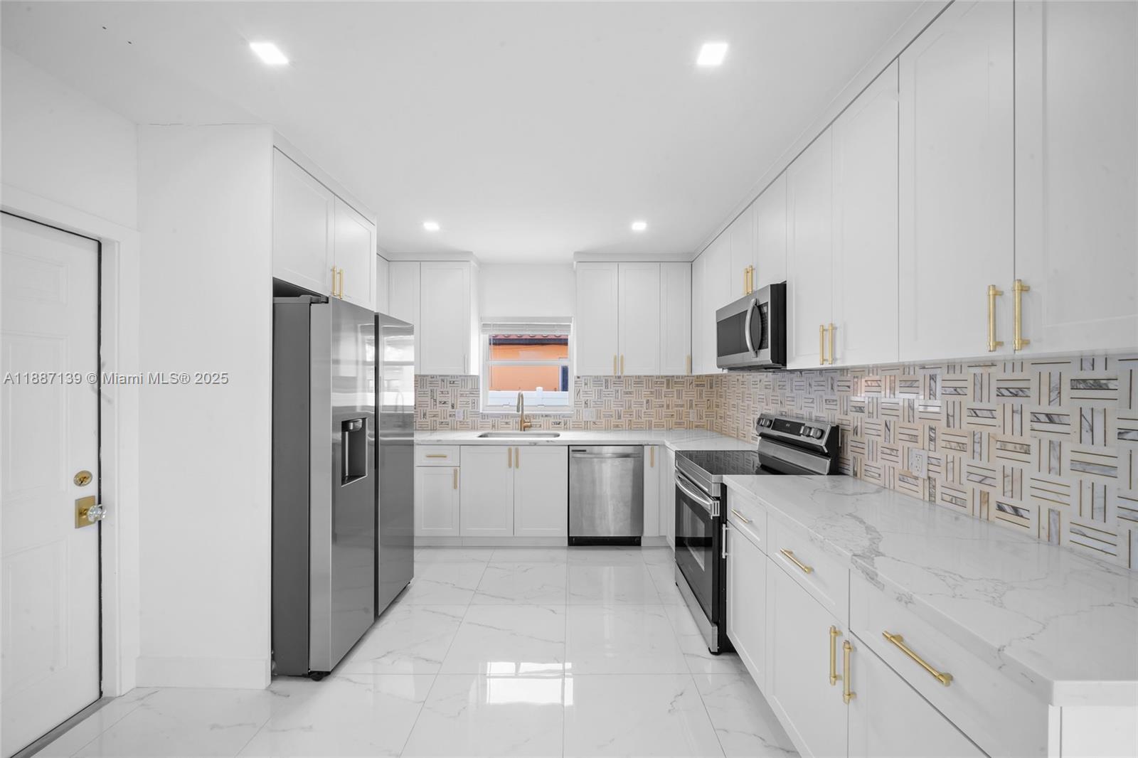 Property photo # 8