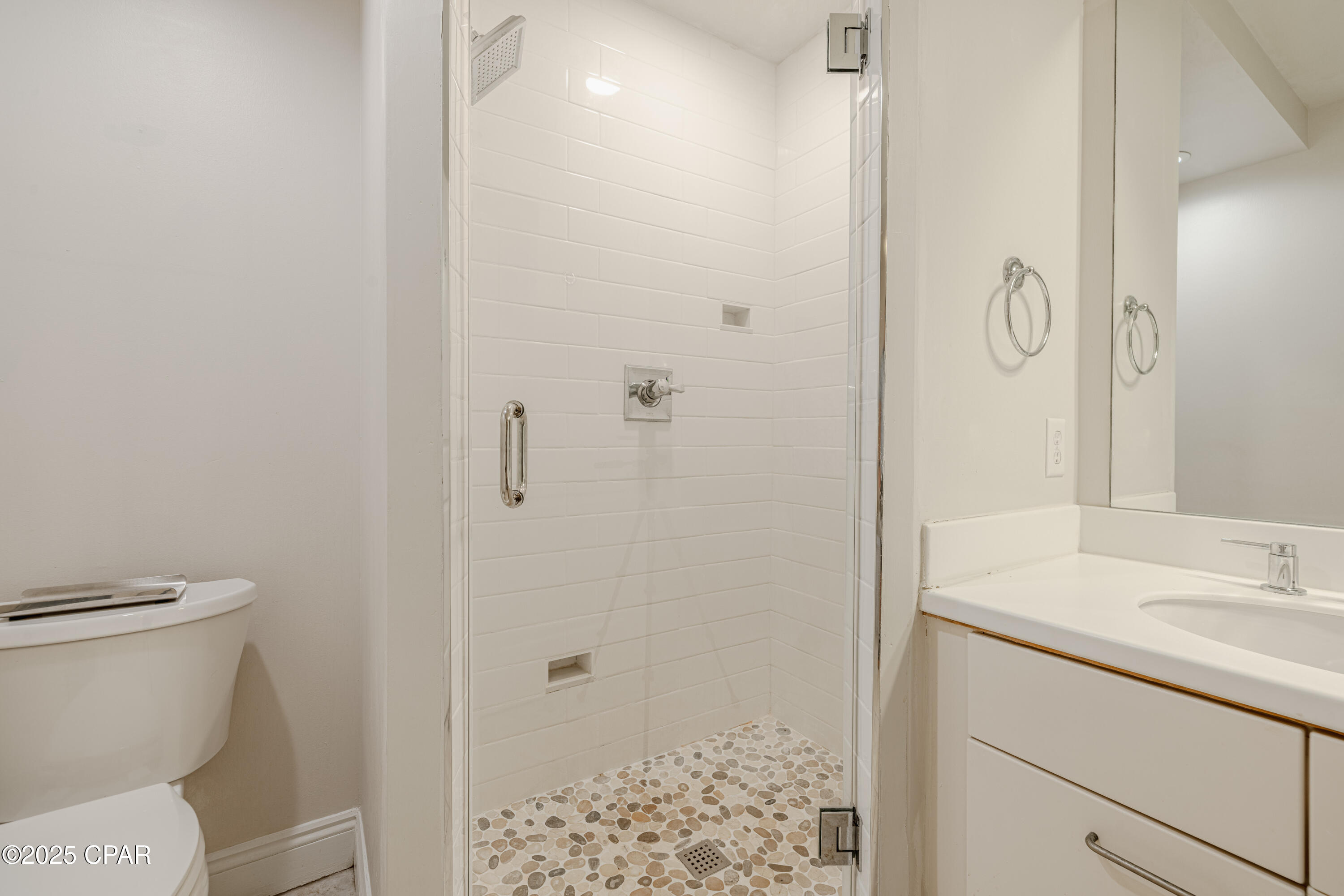 Image 44 For 6422 Hwy 98  503