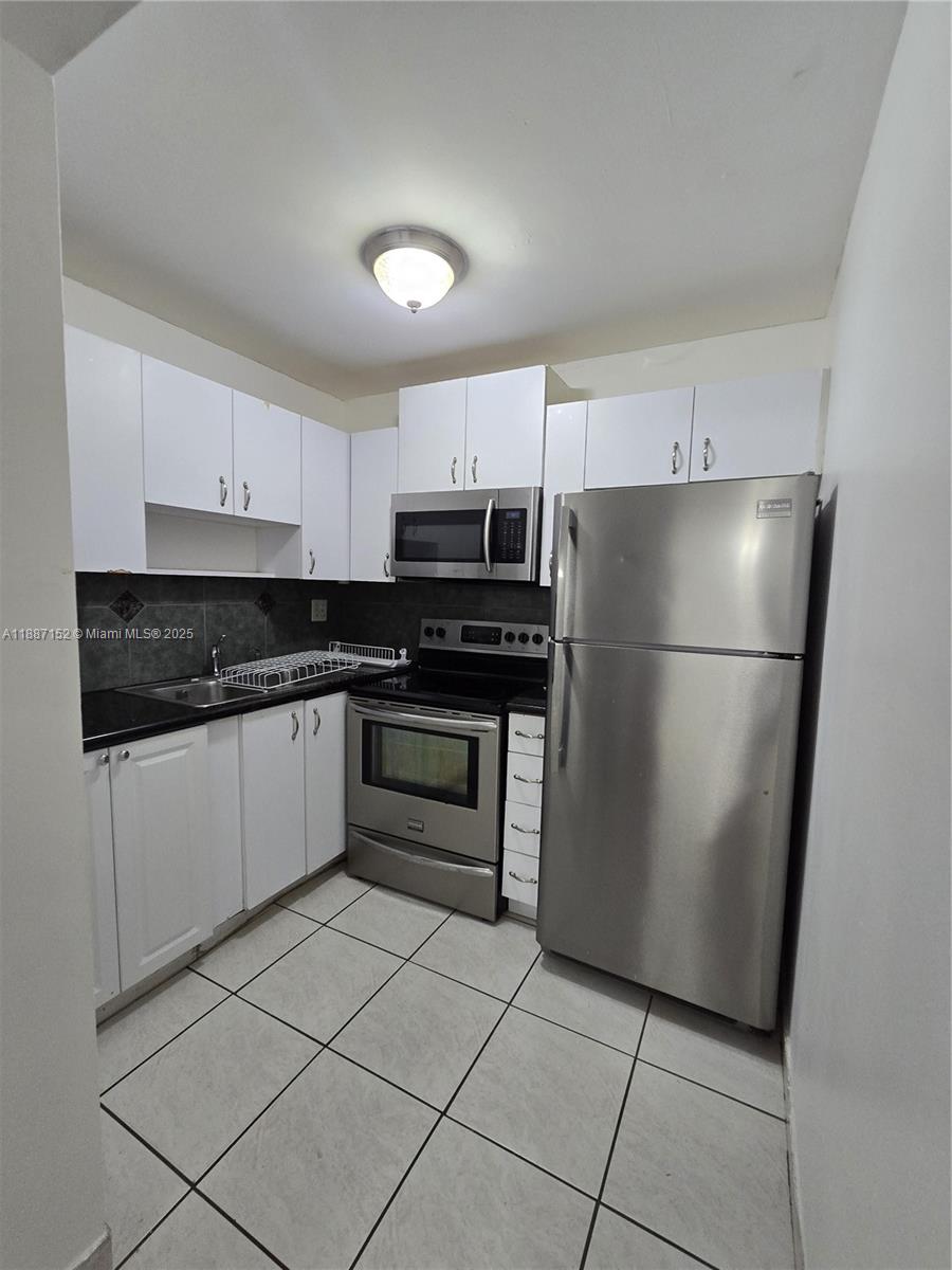 Property photo # 0