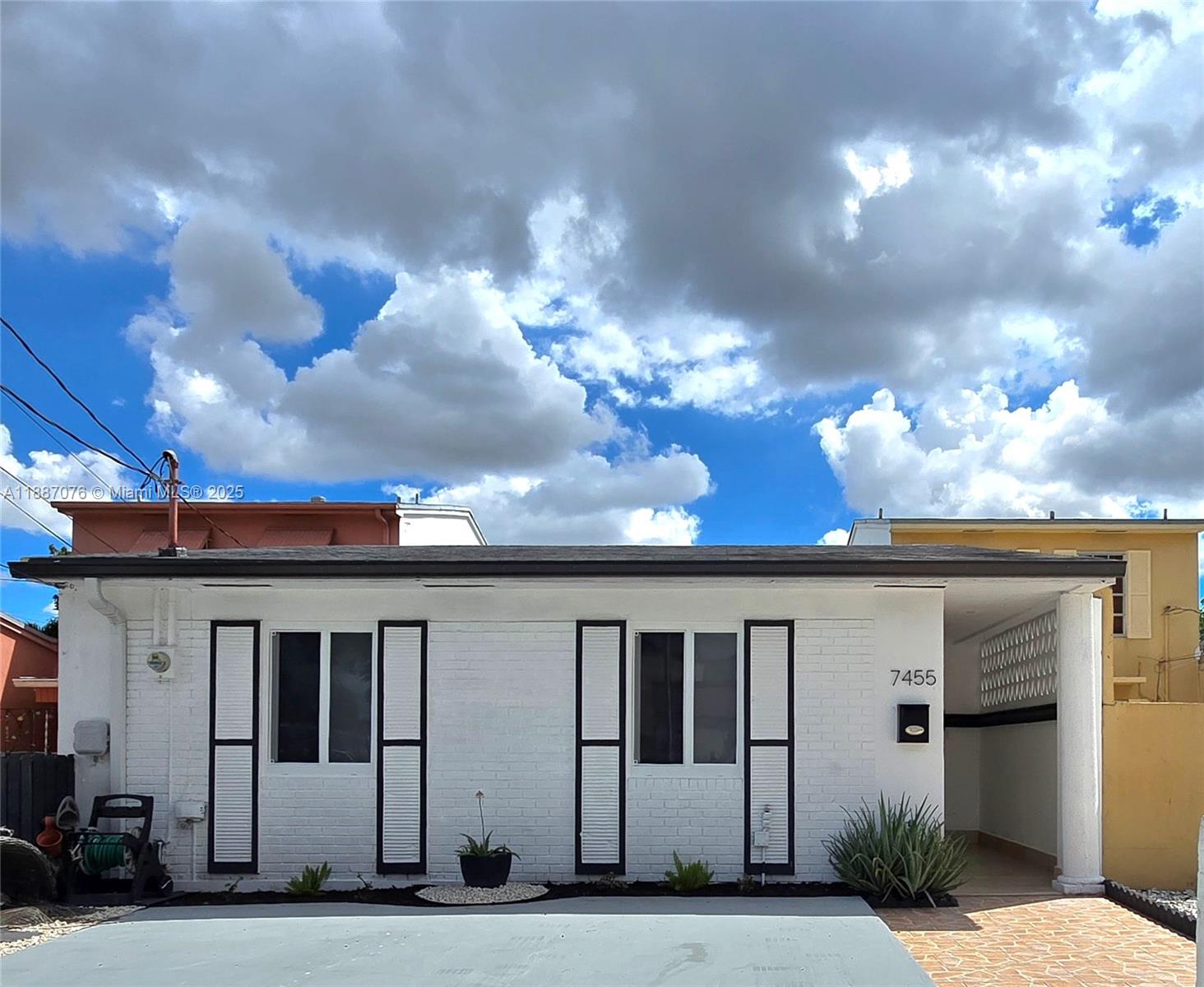 Property photo # 4