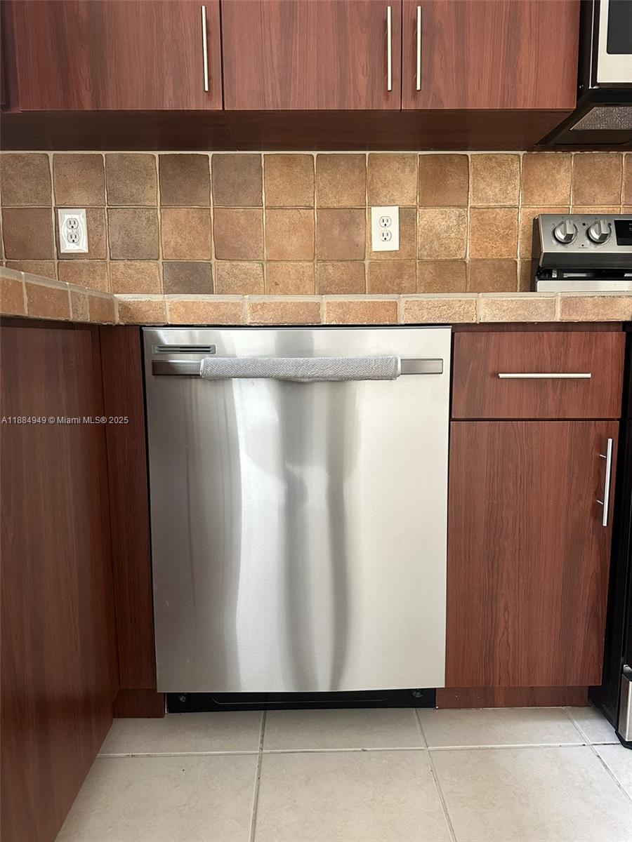 Property photo # 4