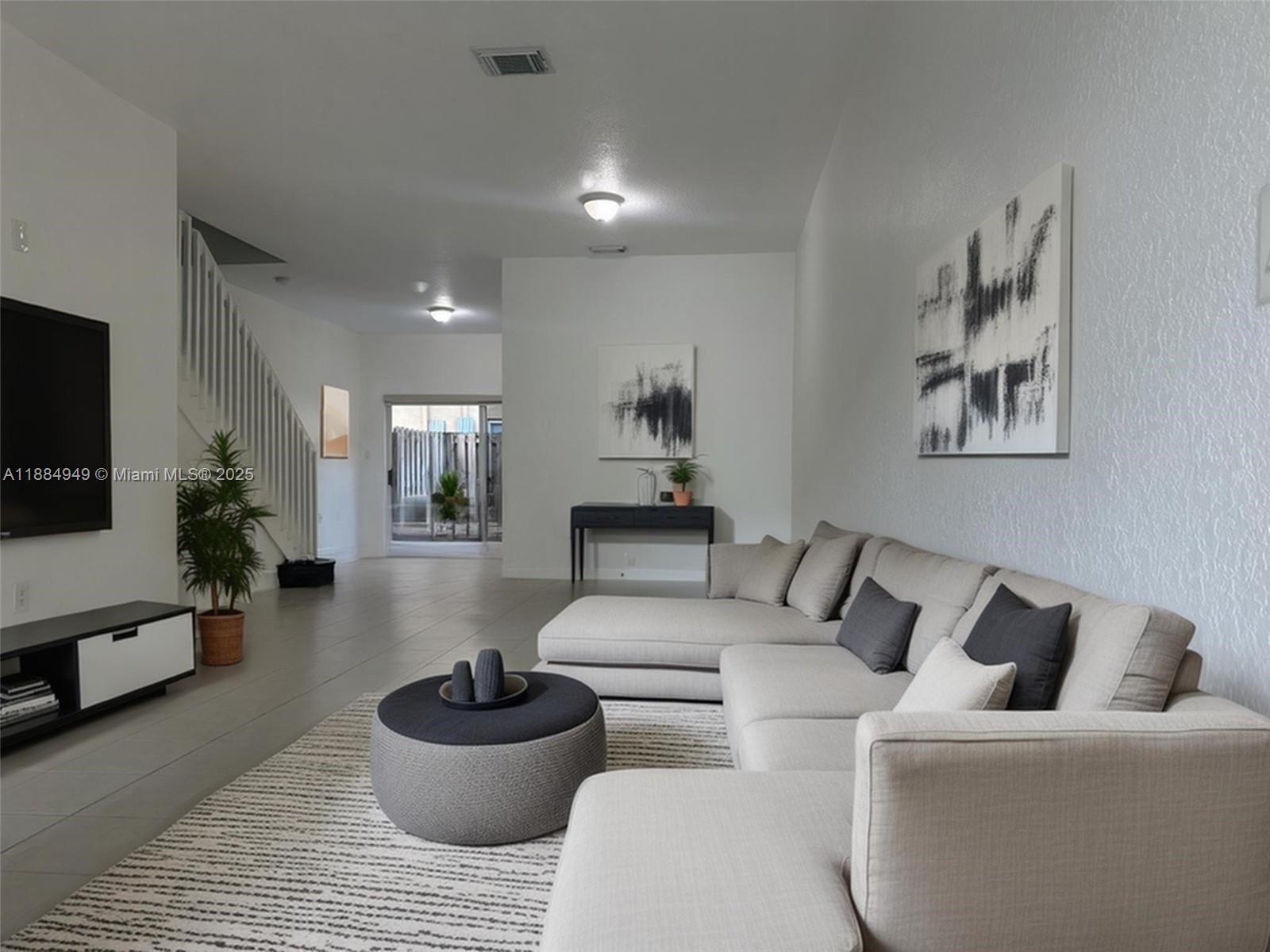 Property photo # 2