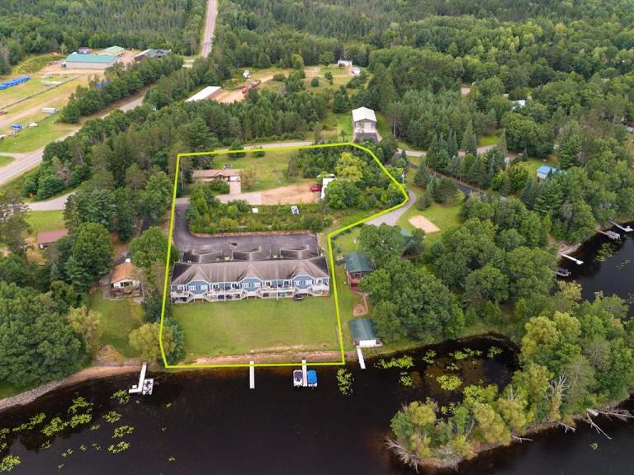 Lake Nokomis Property #3-9811 Deer Trail Rd Photo 5