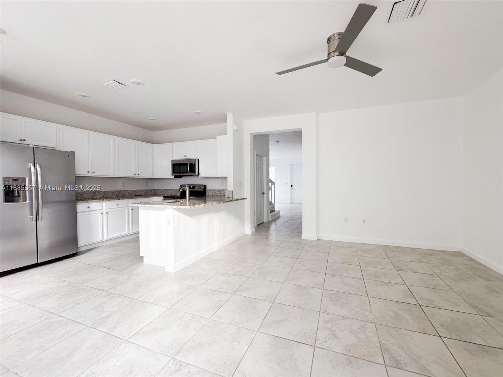 Property photo # 2