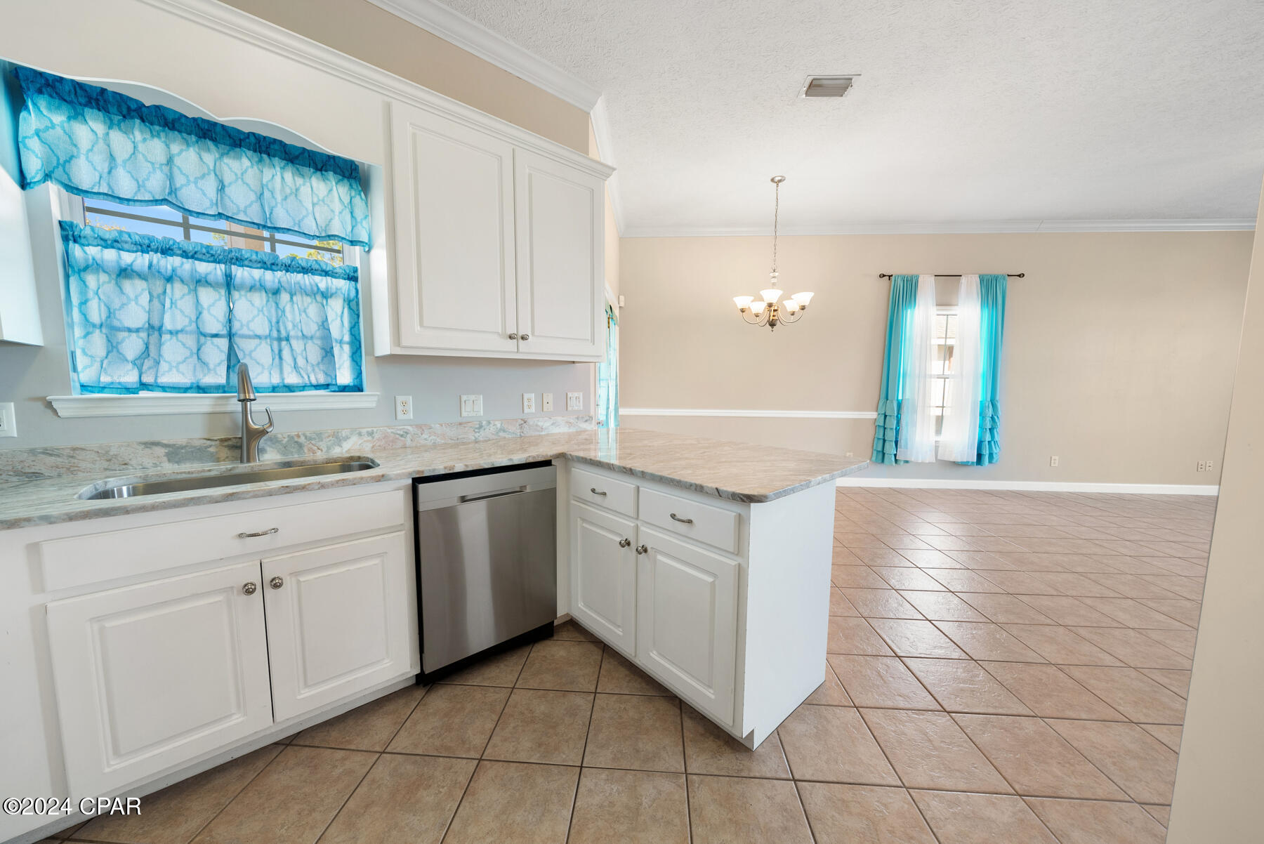 N_rcxmrnj_goruynpzvfn7ieenz2elta9m1xwwwdhmq