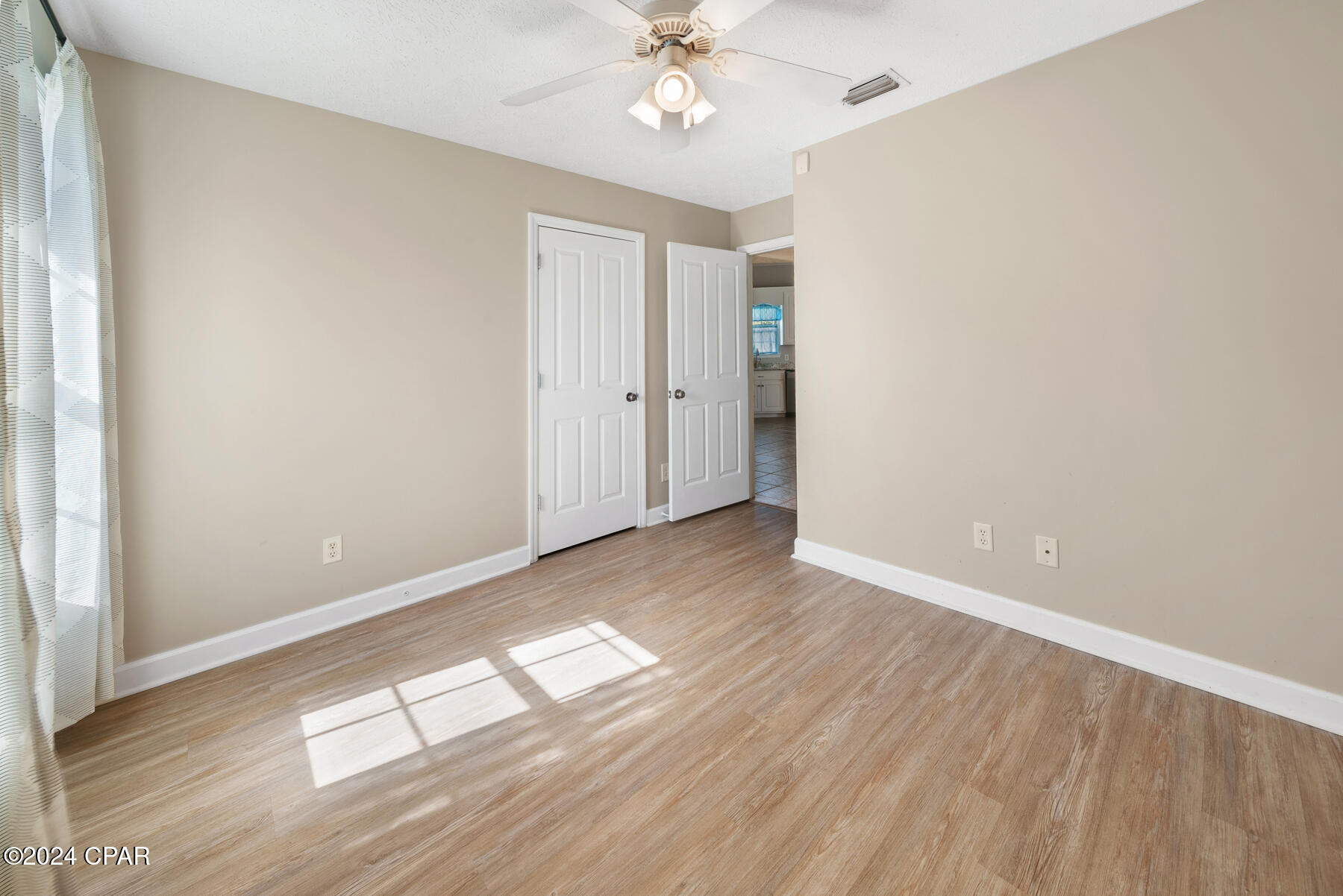 Rxzntf_blsiae0_f7v0moudcq1uwroarjhn4mwwdyfg