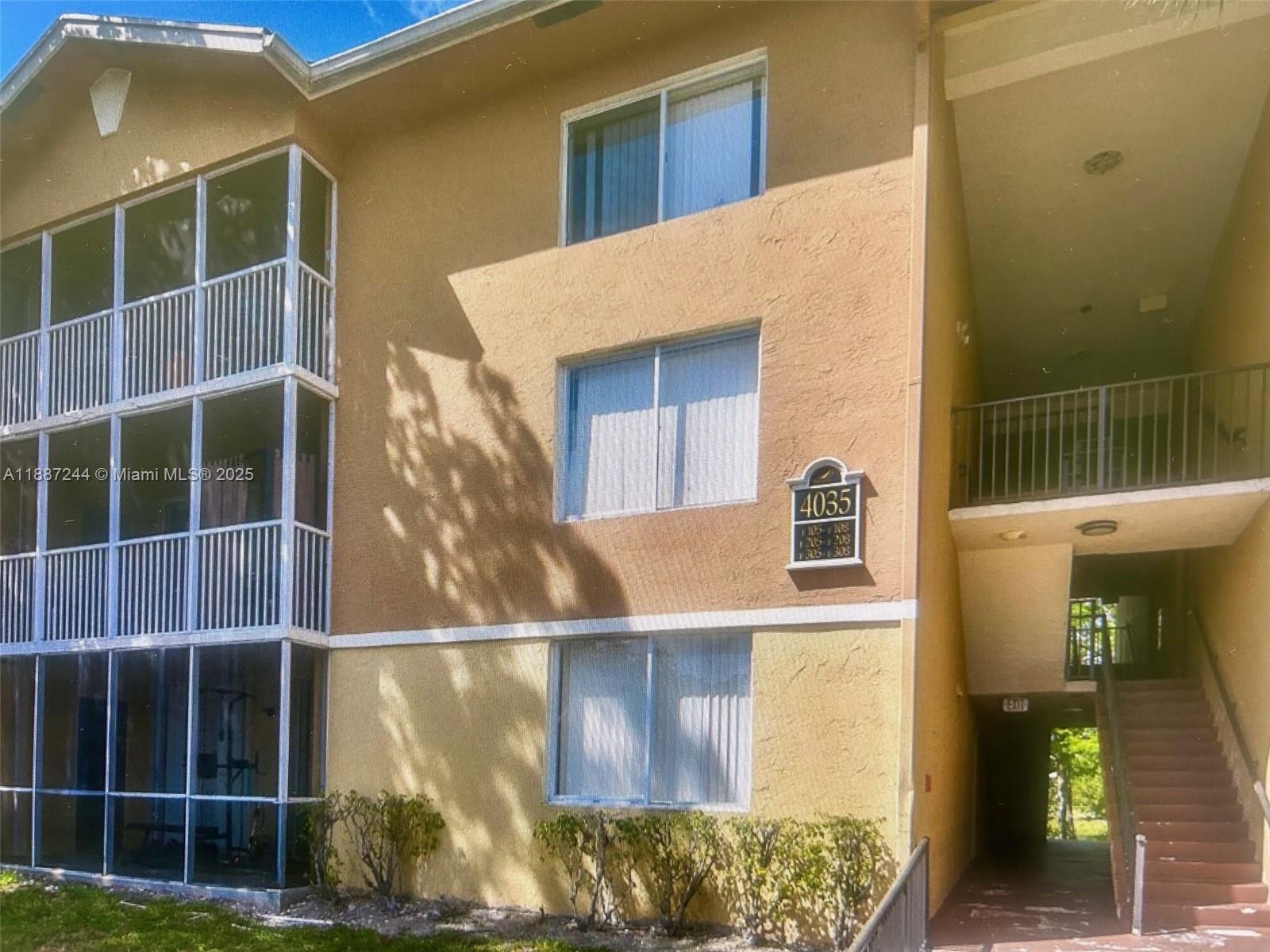 Windward Lakes Condo