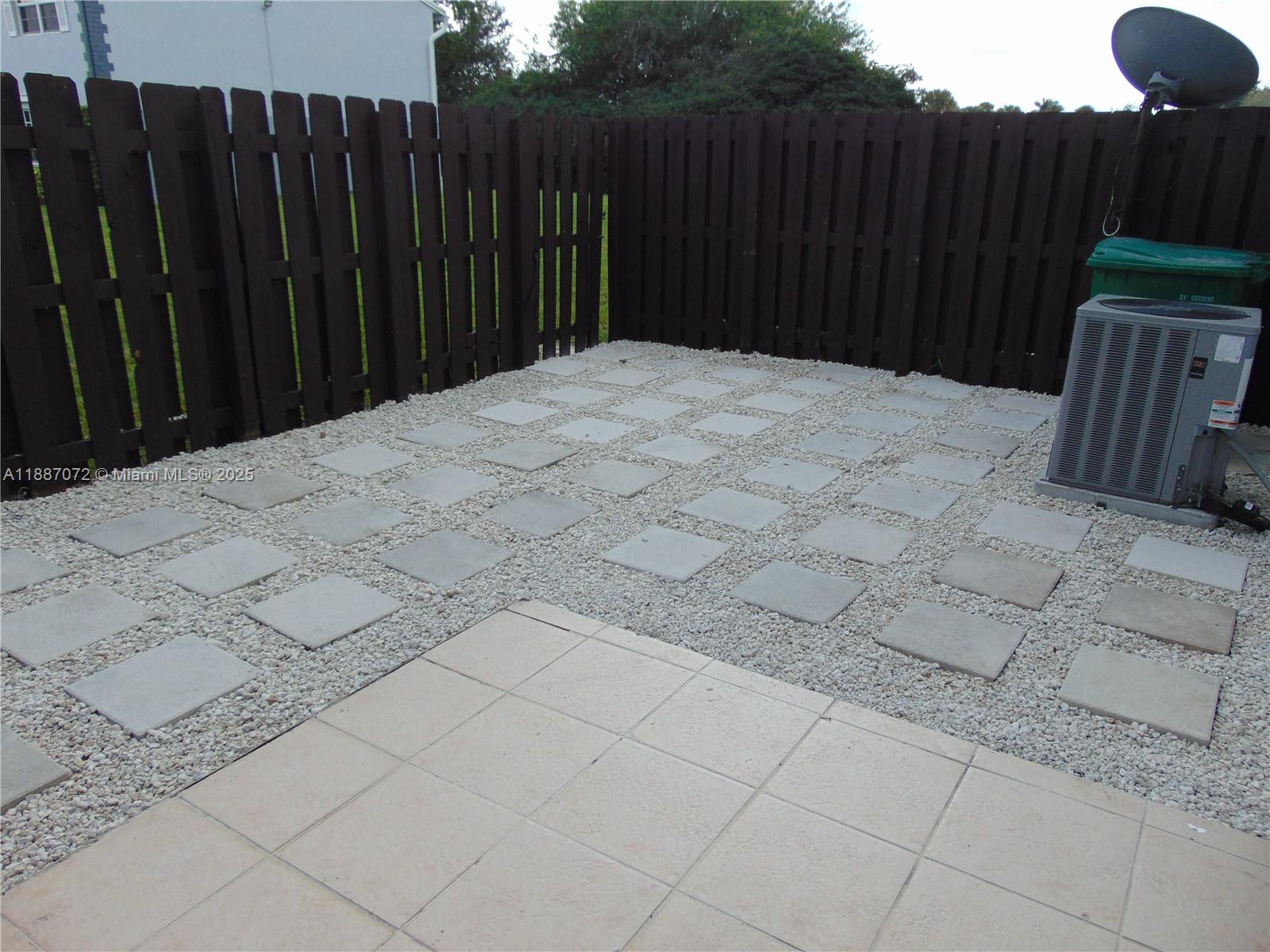 Property photo # 8