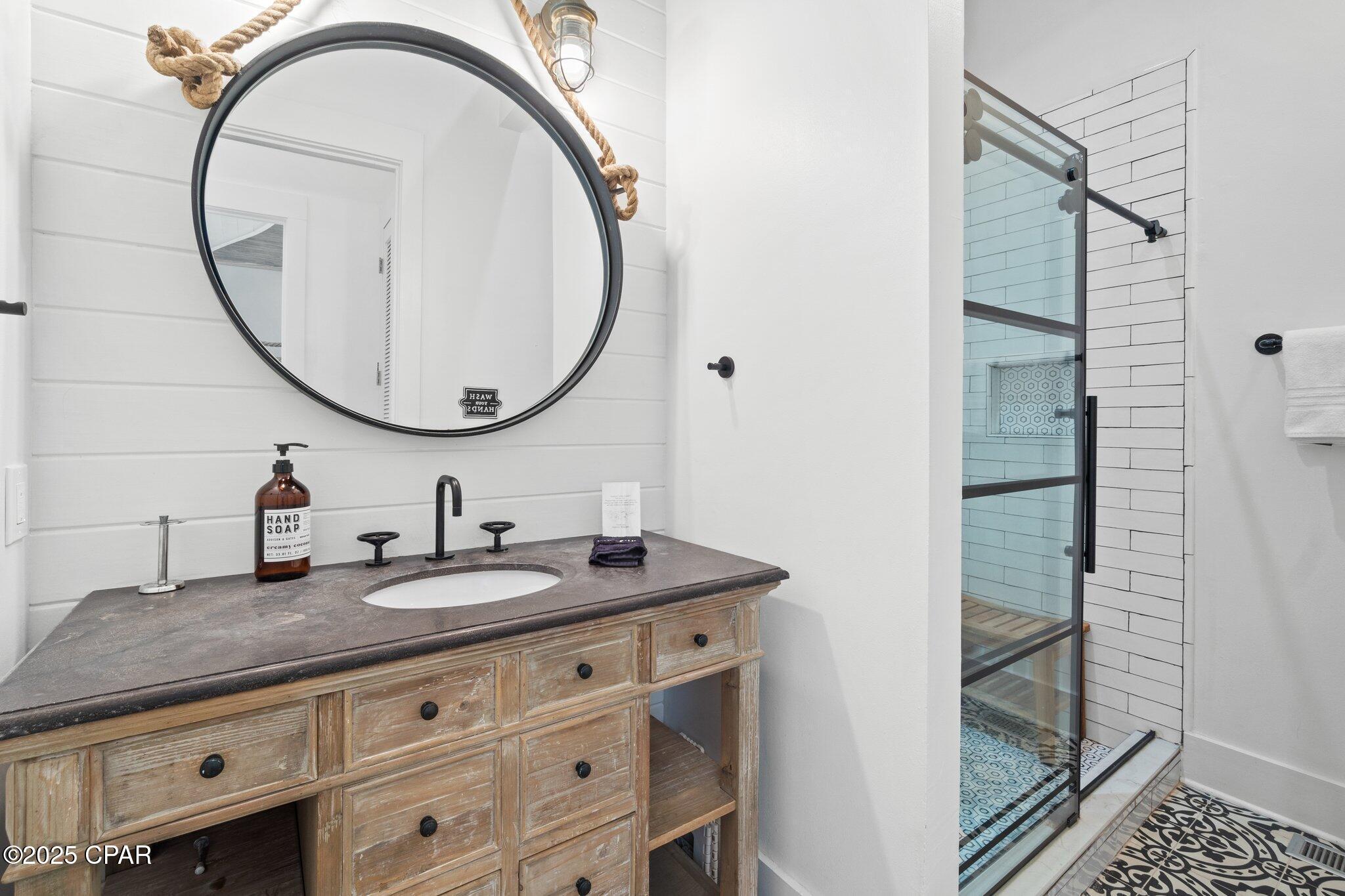 A4mqq09nye9oidcp1mg2qoy84xa2ap9f_ligpwoggfw