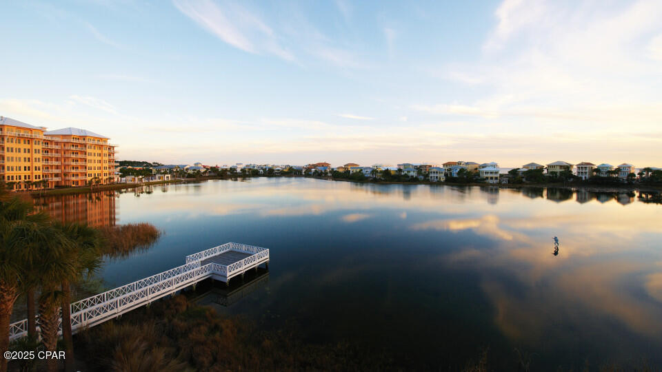 Hgfdccnc1hwqyh_l_vgfuorpslwfsy7uqgctp9xn54q