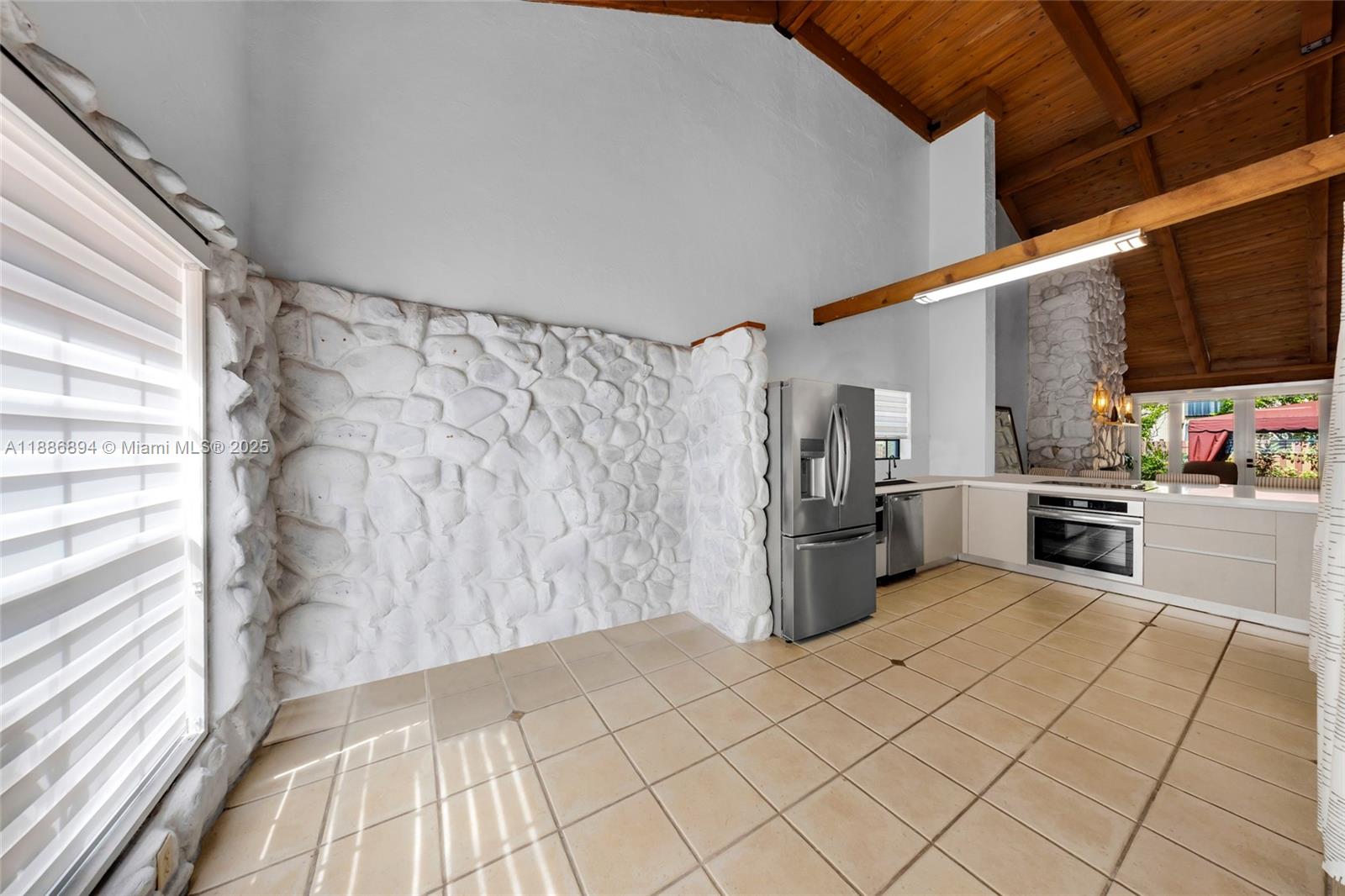 Property photo # 7