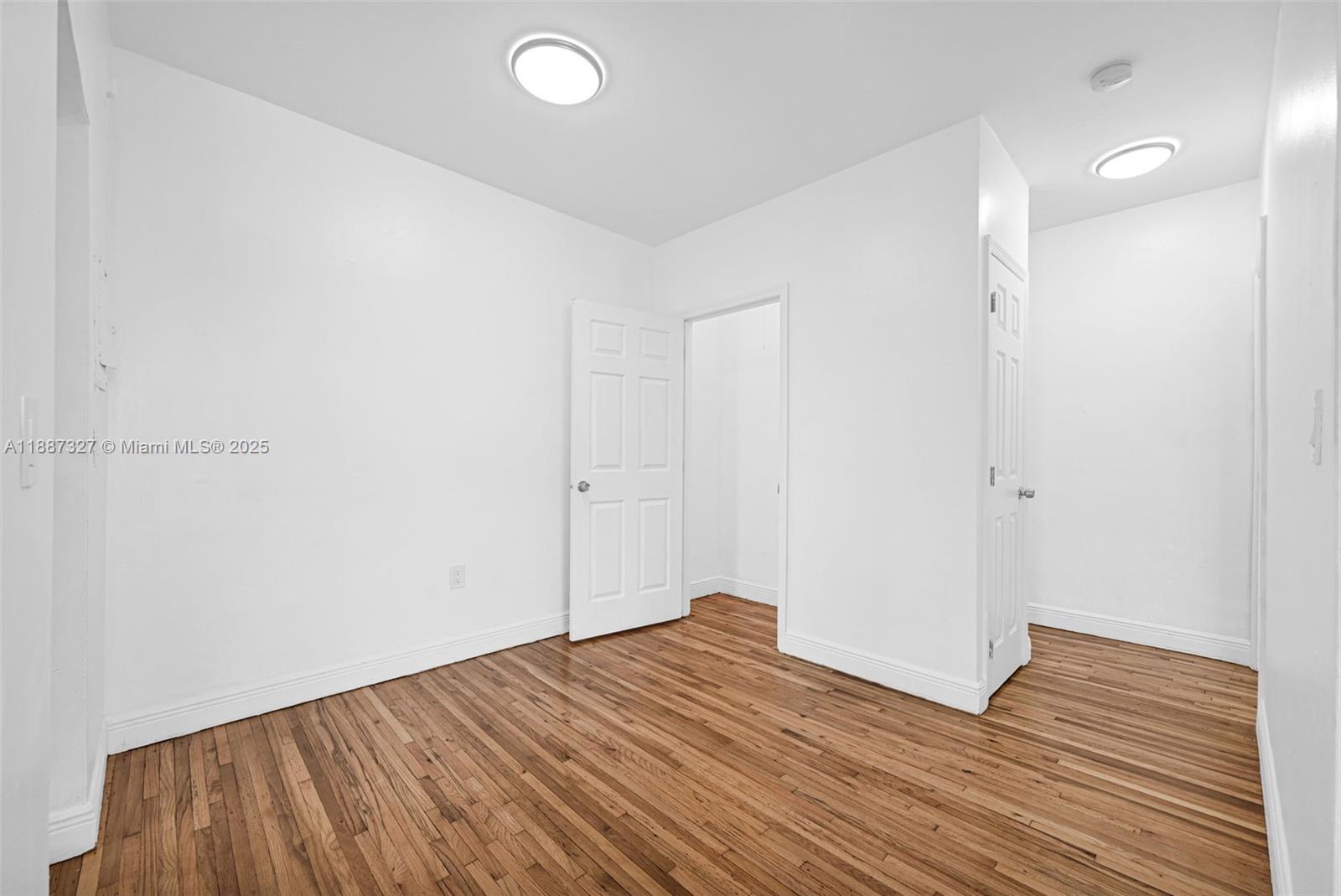 Property photo # 6