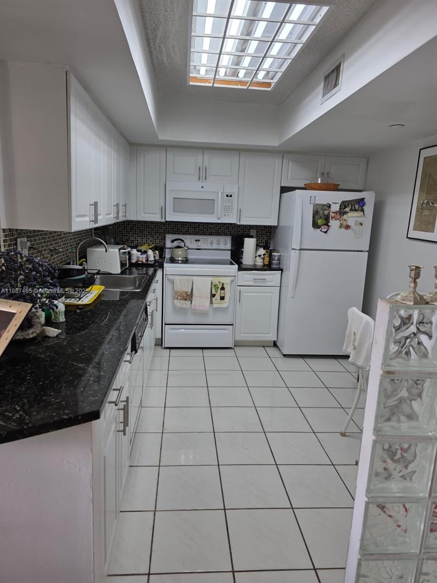 Property photo # 6