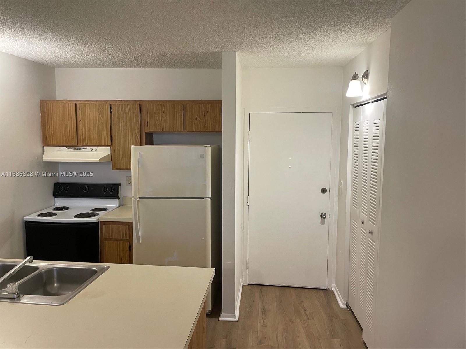 Property photo # 7