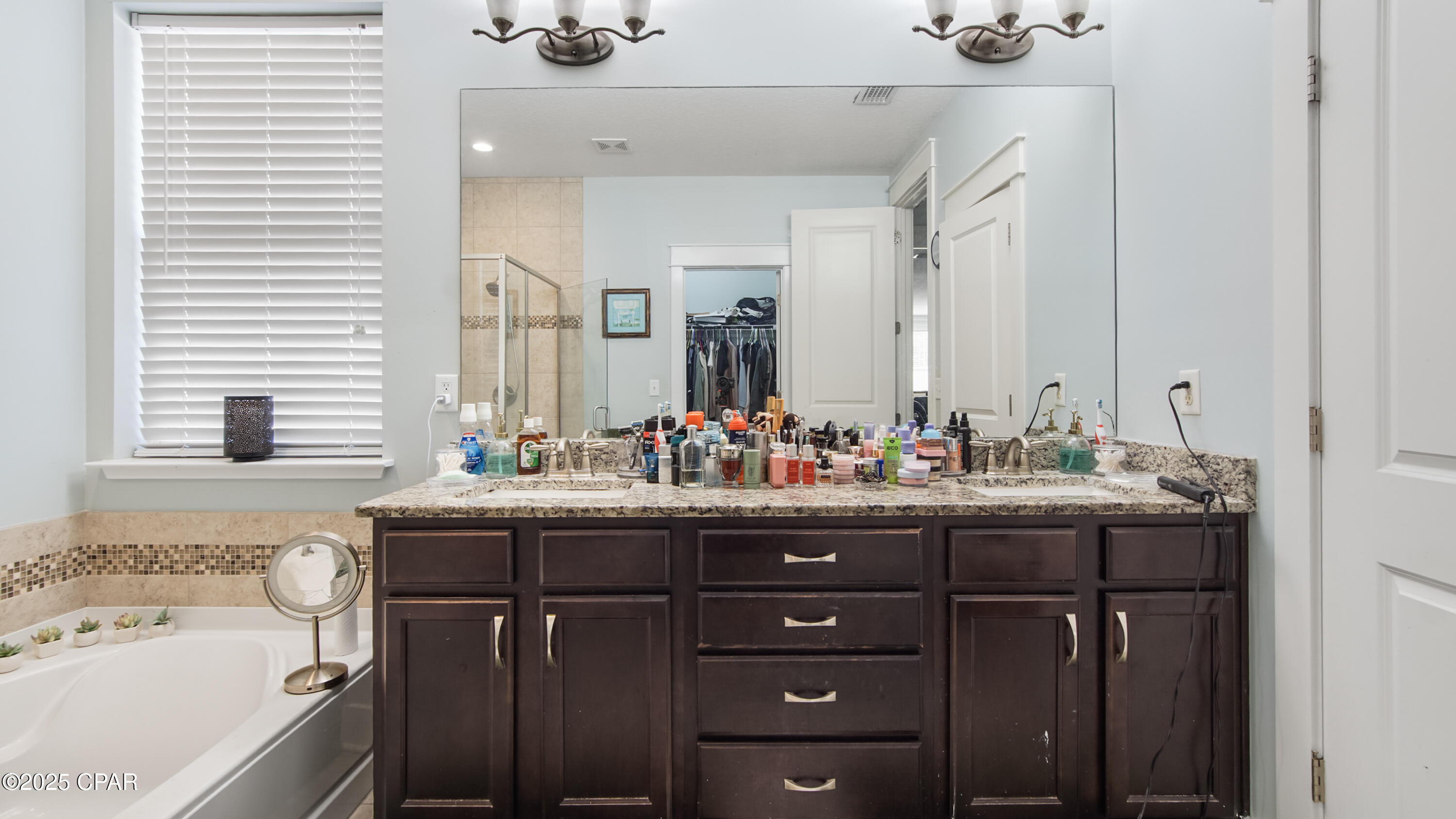 Vfyoaihy4jxqckskhkkqi1mvfkeg9felxaufl_3xzgc