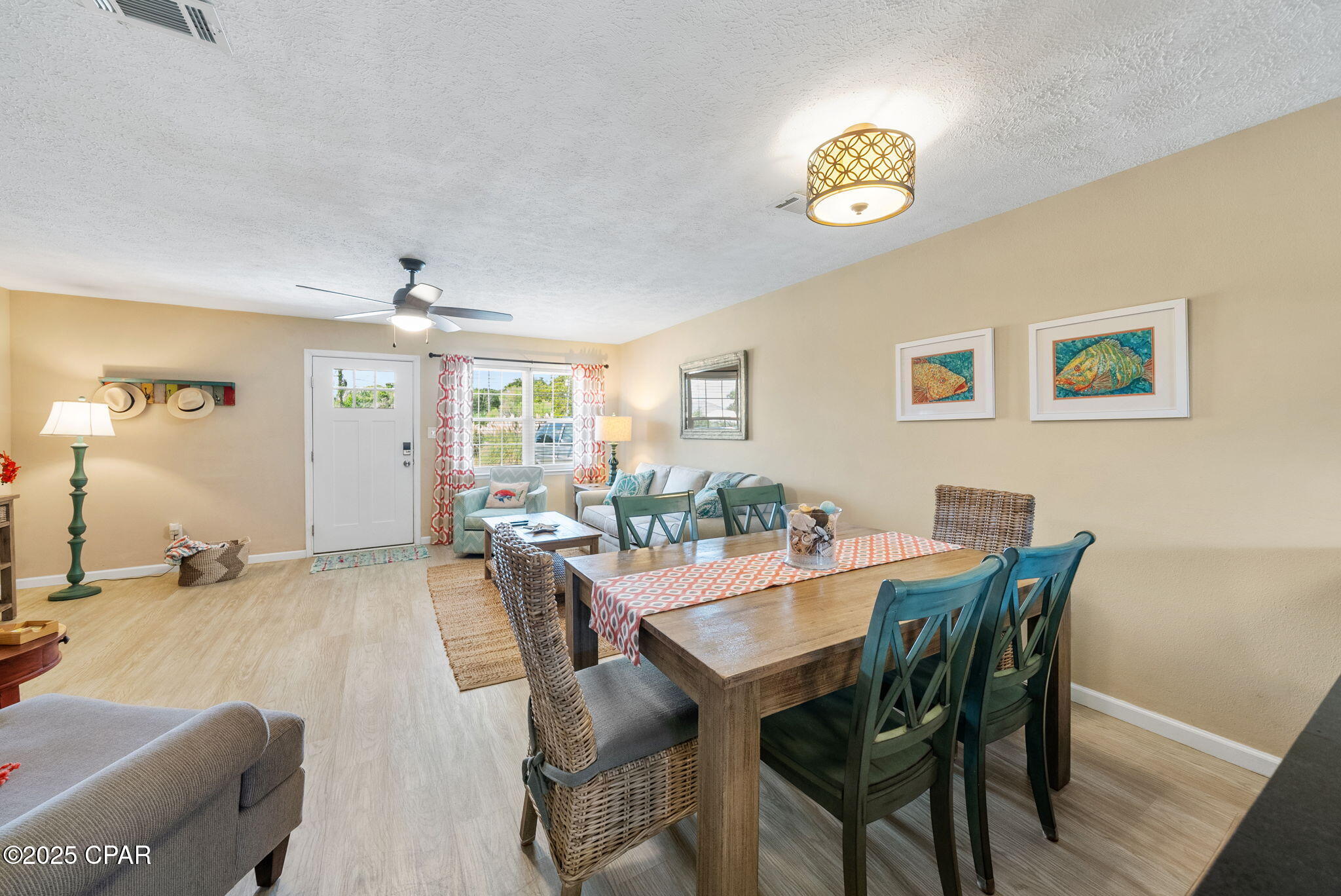 T94cjthnnstvzhbqytd1dbui_7pickat8sqfzofpag4