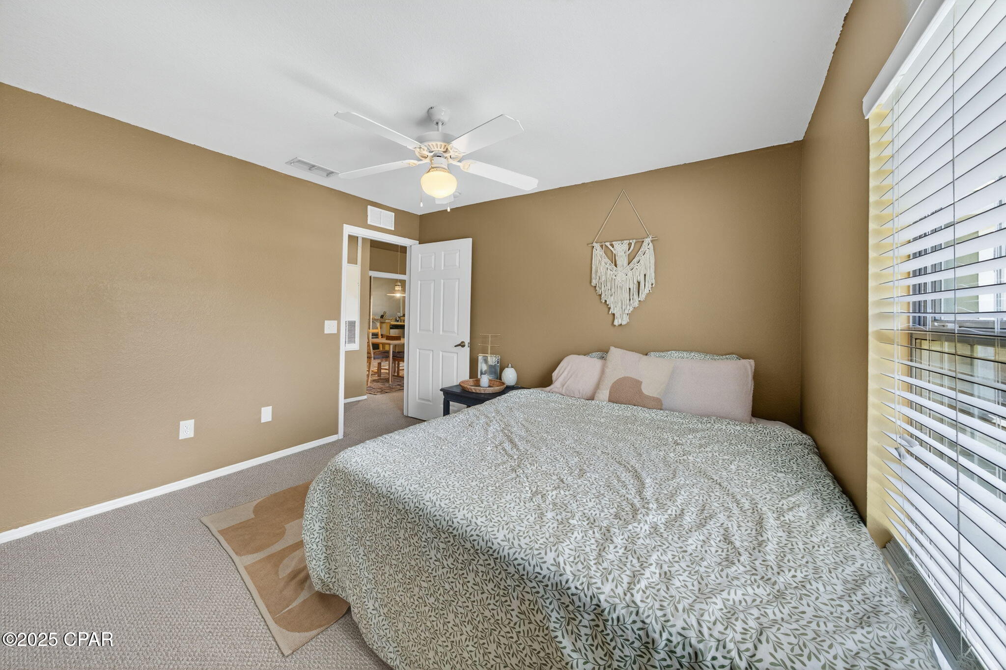 At Yyy5yepwb Aq79il4gaoez2pp2bod4yu9z Swzk0