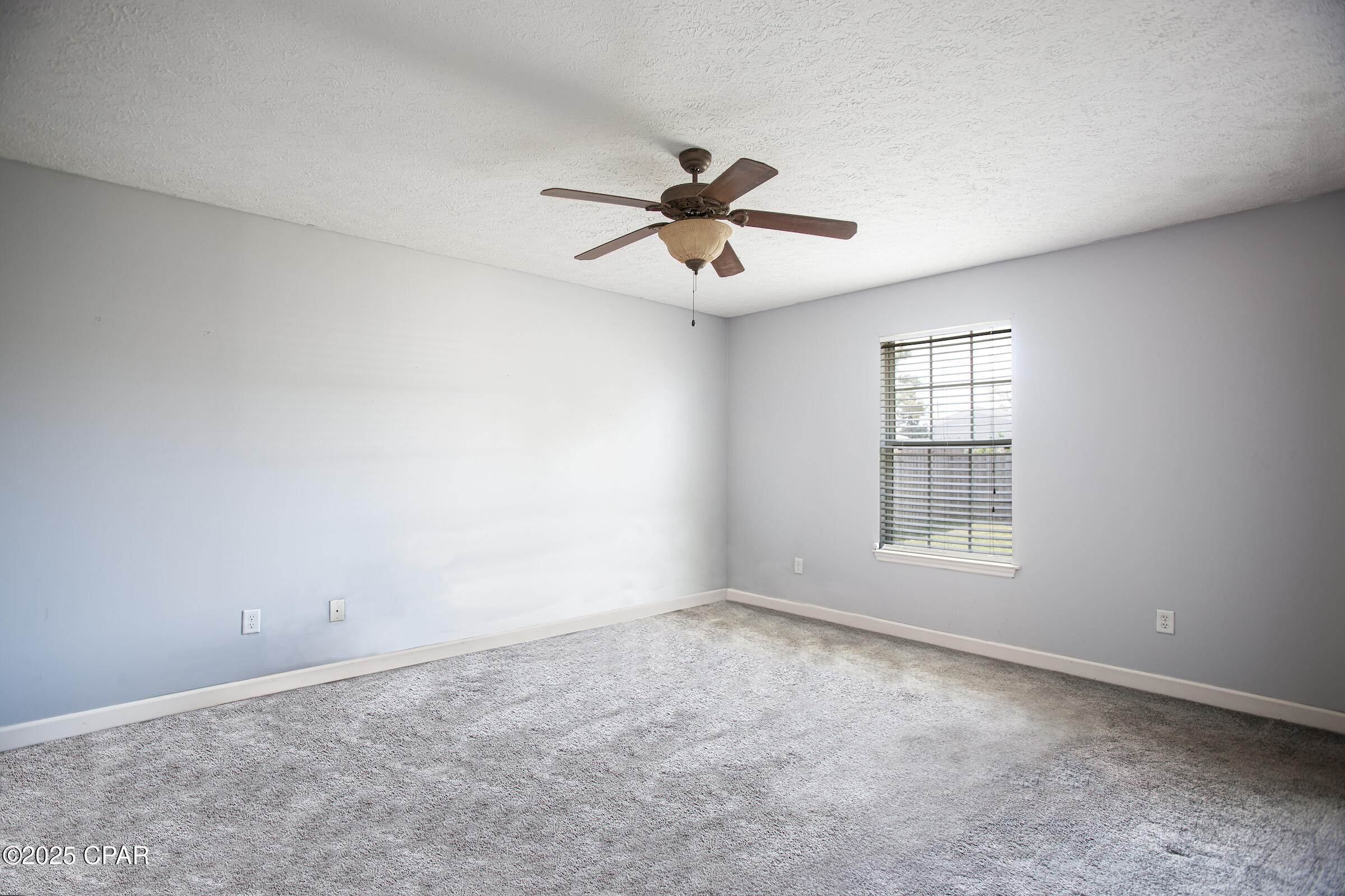 Hwrqfxie4_o2hre8uk8v2x5ls_njcumpxbpyk Ulxgm