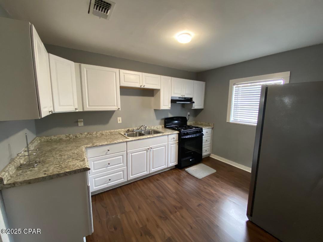 Image 3 For 707 Satsuma Avenue