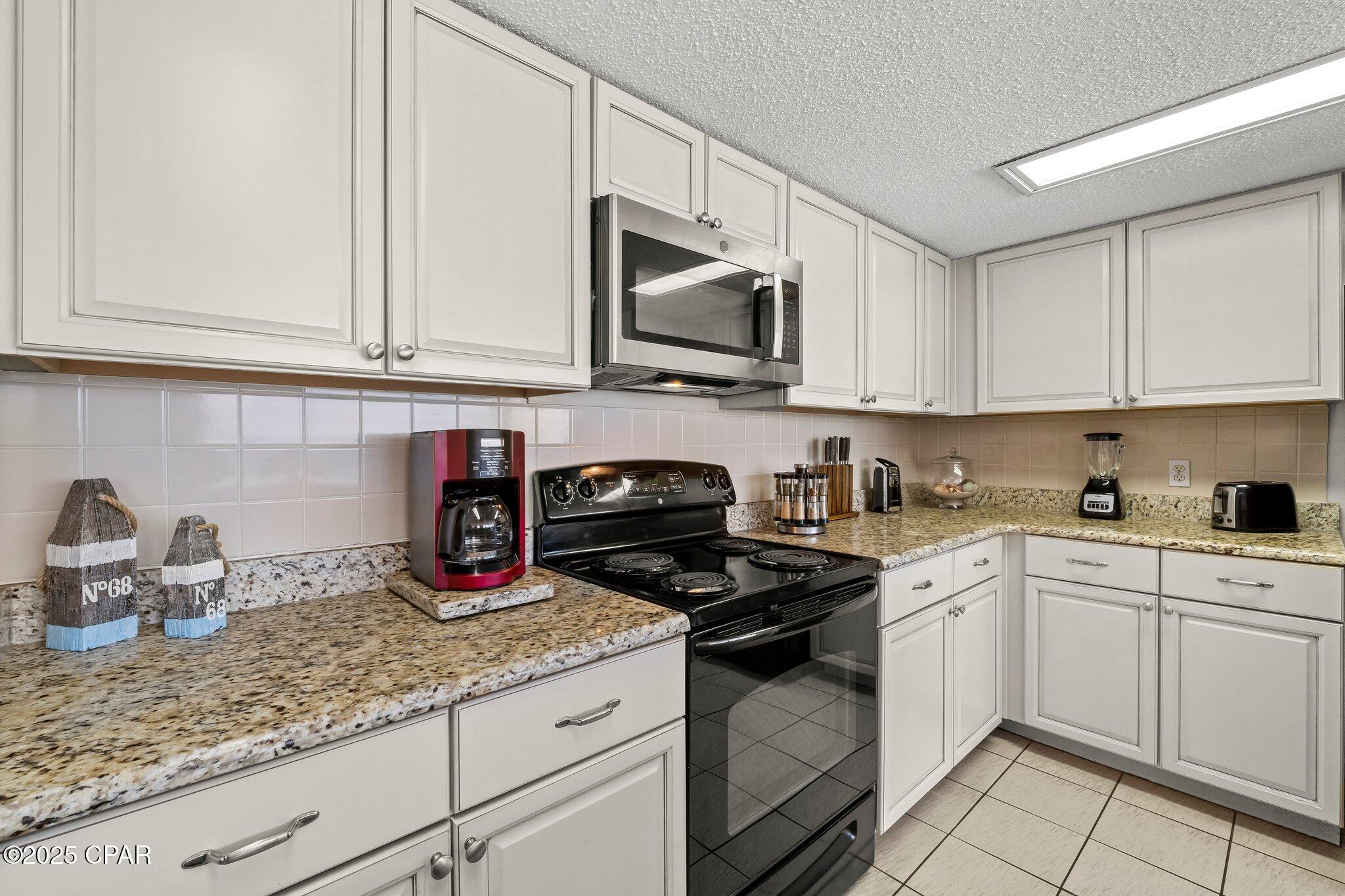 Image 12 For 17351 Front Beach Road W603