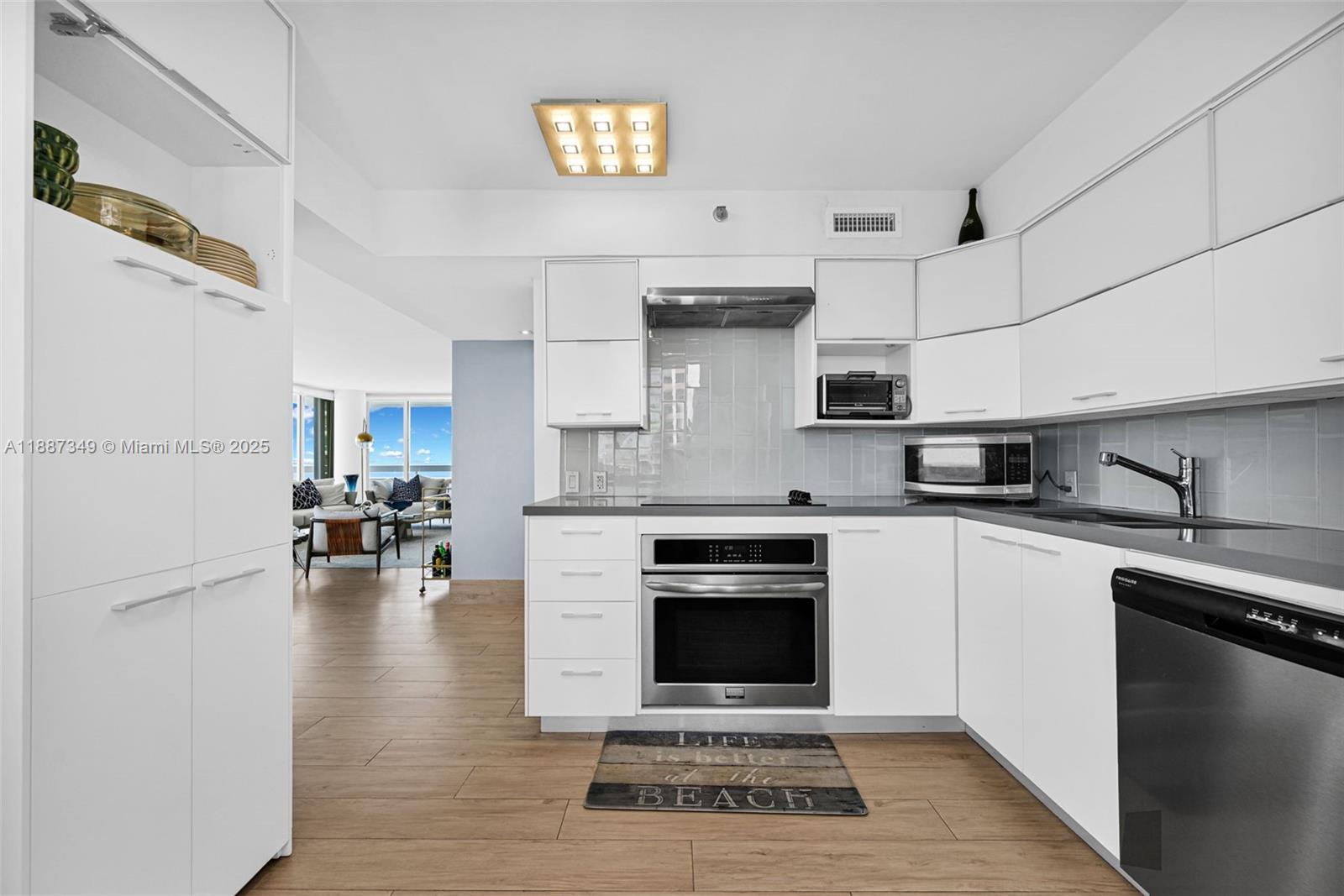 Property photo # 4