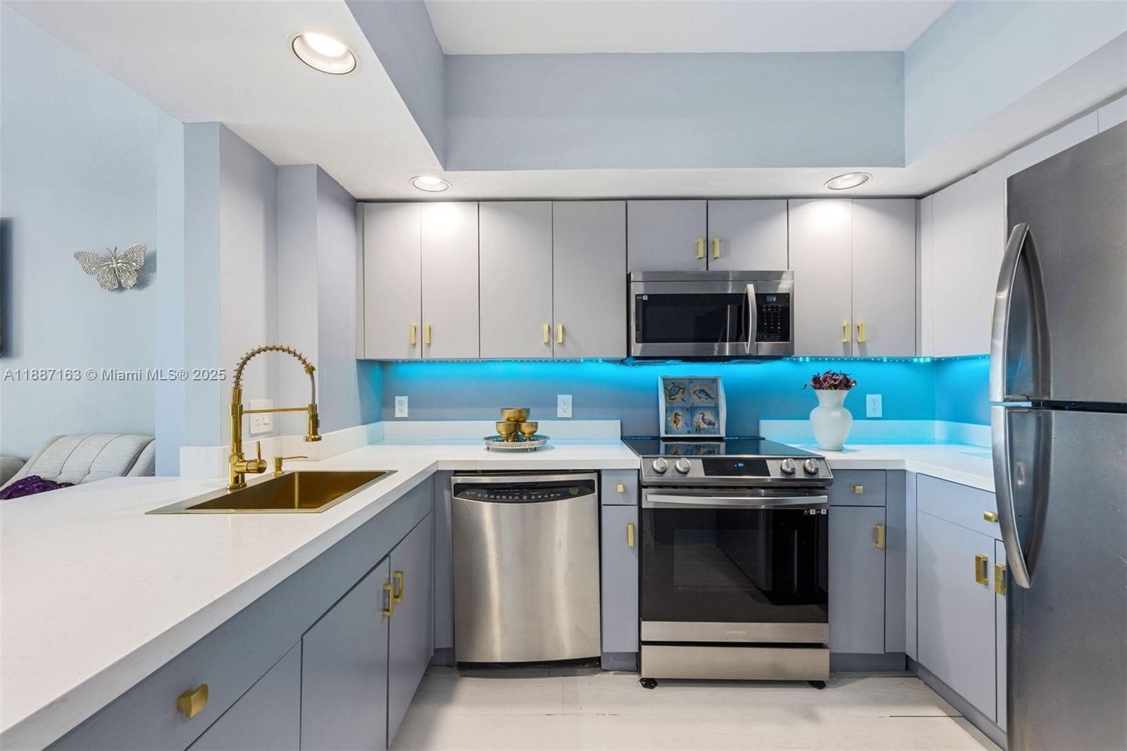 Waverly At Las Olas Condo