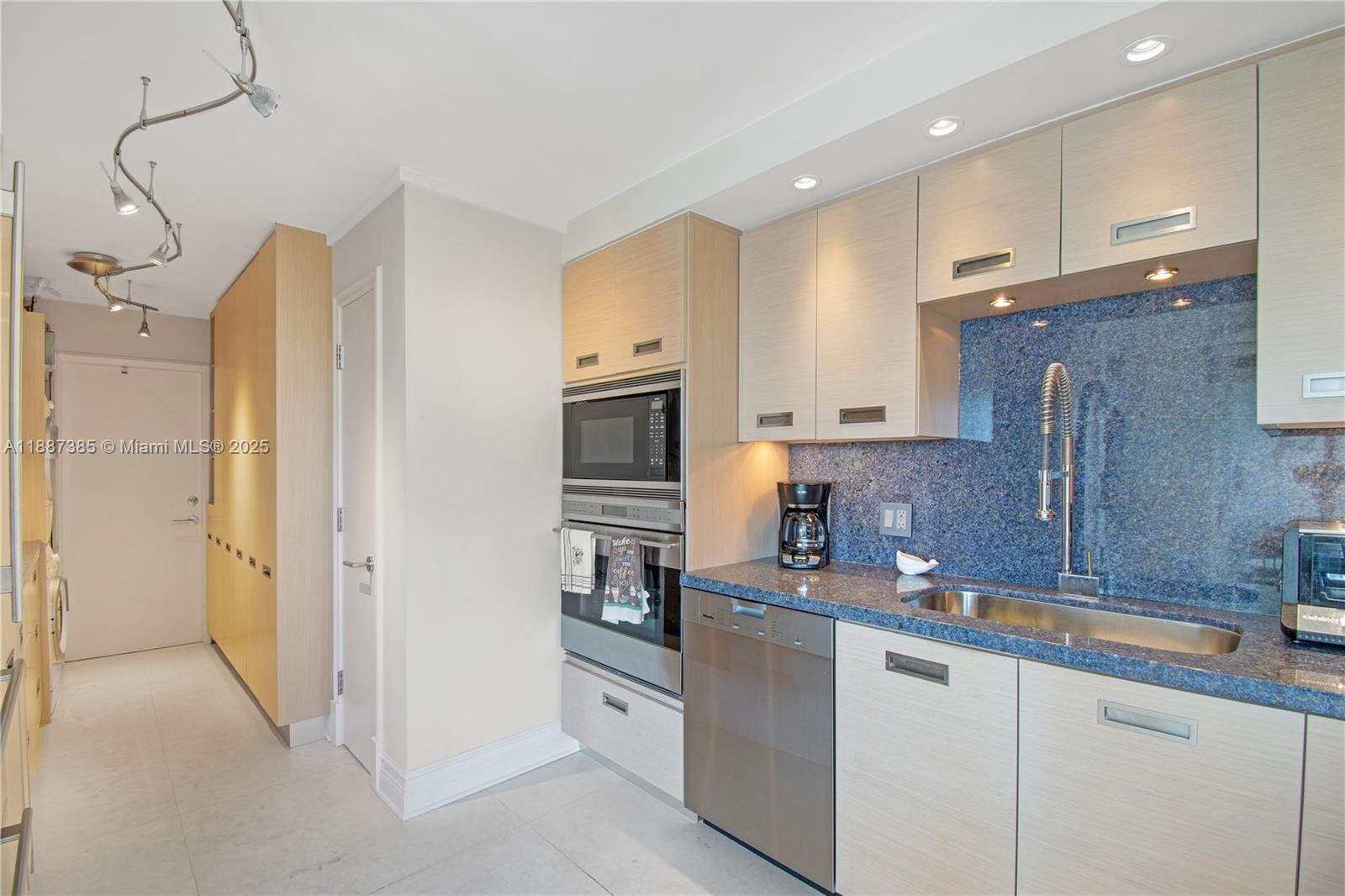Property photo # 8