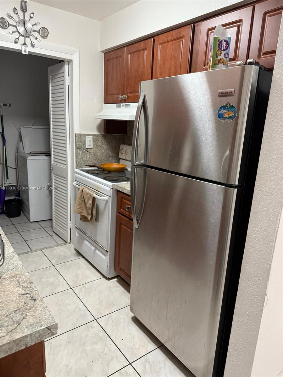 Property photo # 9