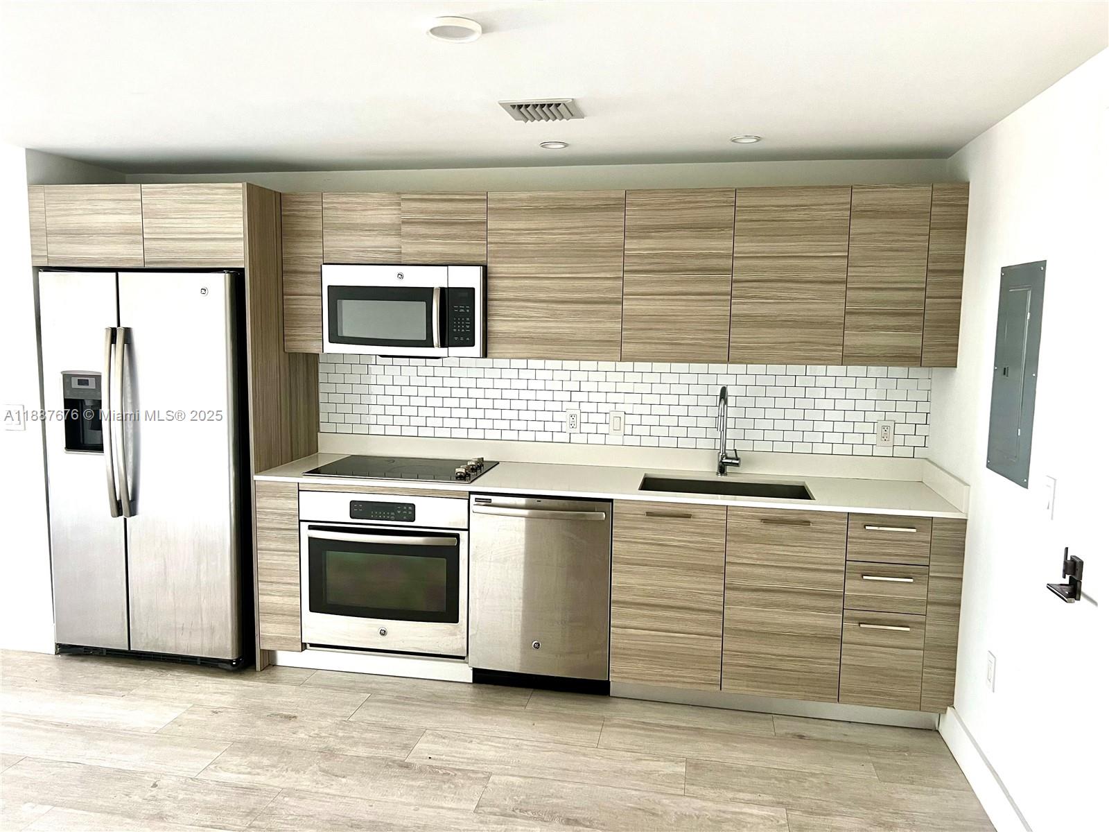 Property photo # 3