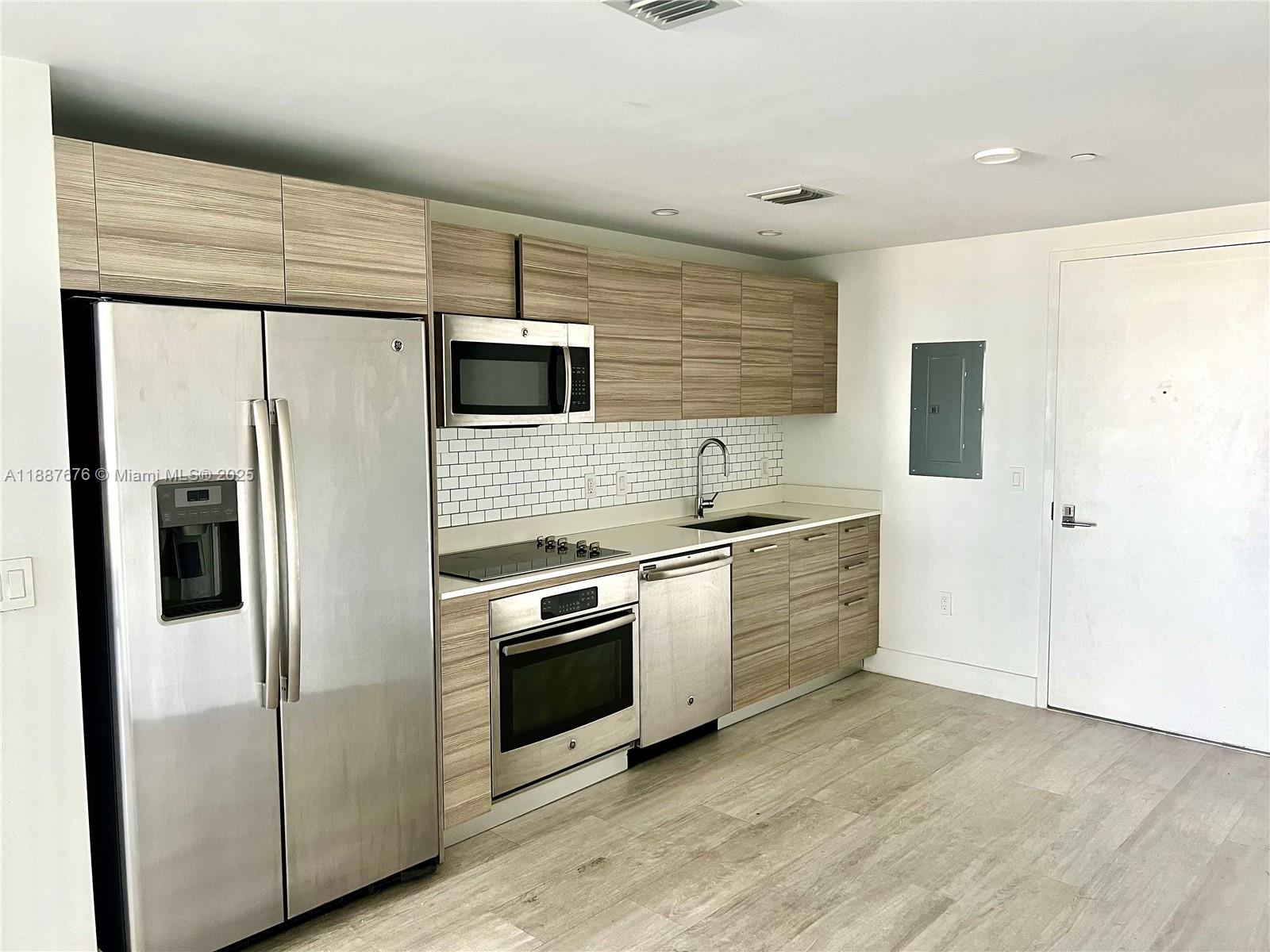 Property photo # 6