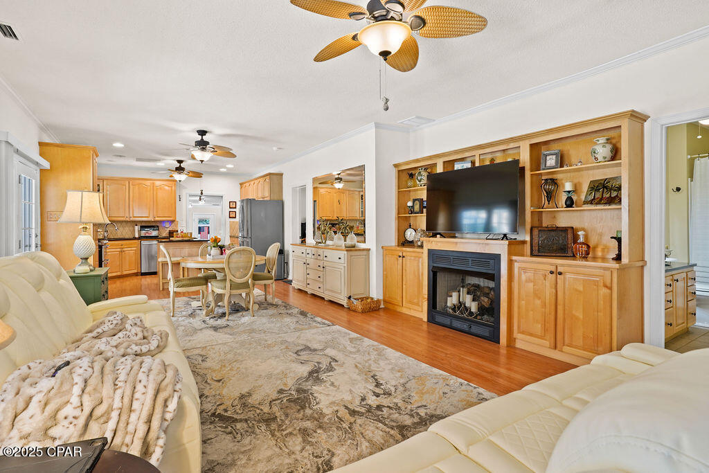 B39z7dvktq5sxkonvzl_negqek4wszye 6thu Cds0o