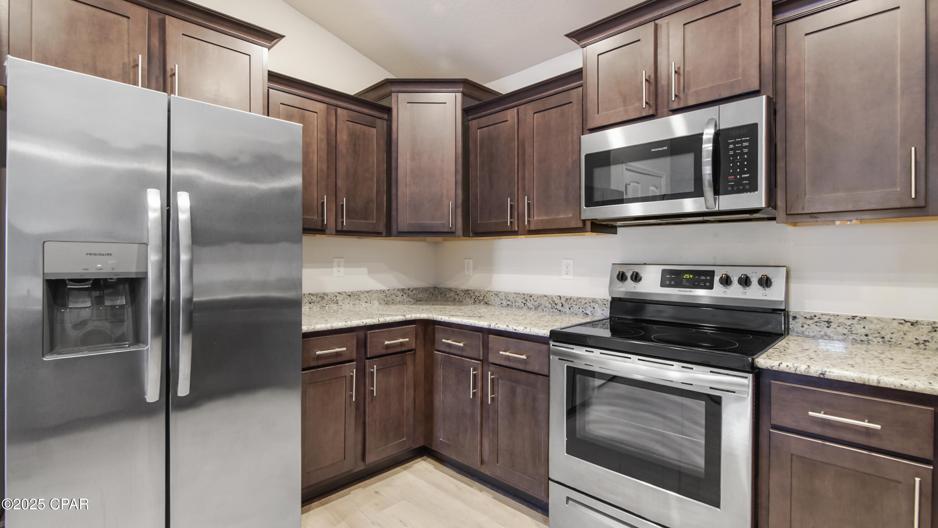 Hqgm9jaacozcpoyscrrj0wd4bsxq3fbgfhxwxf140pk