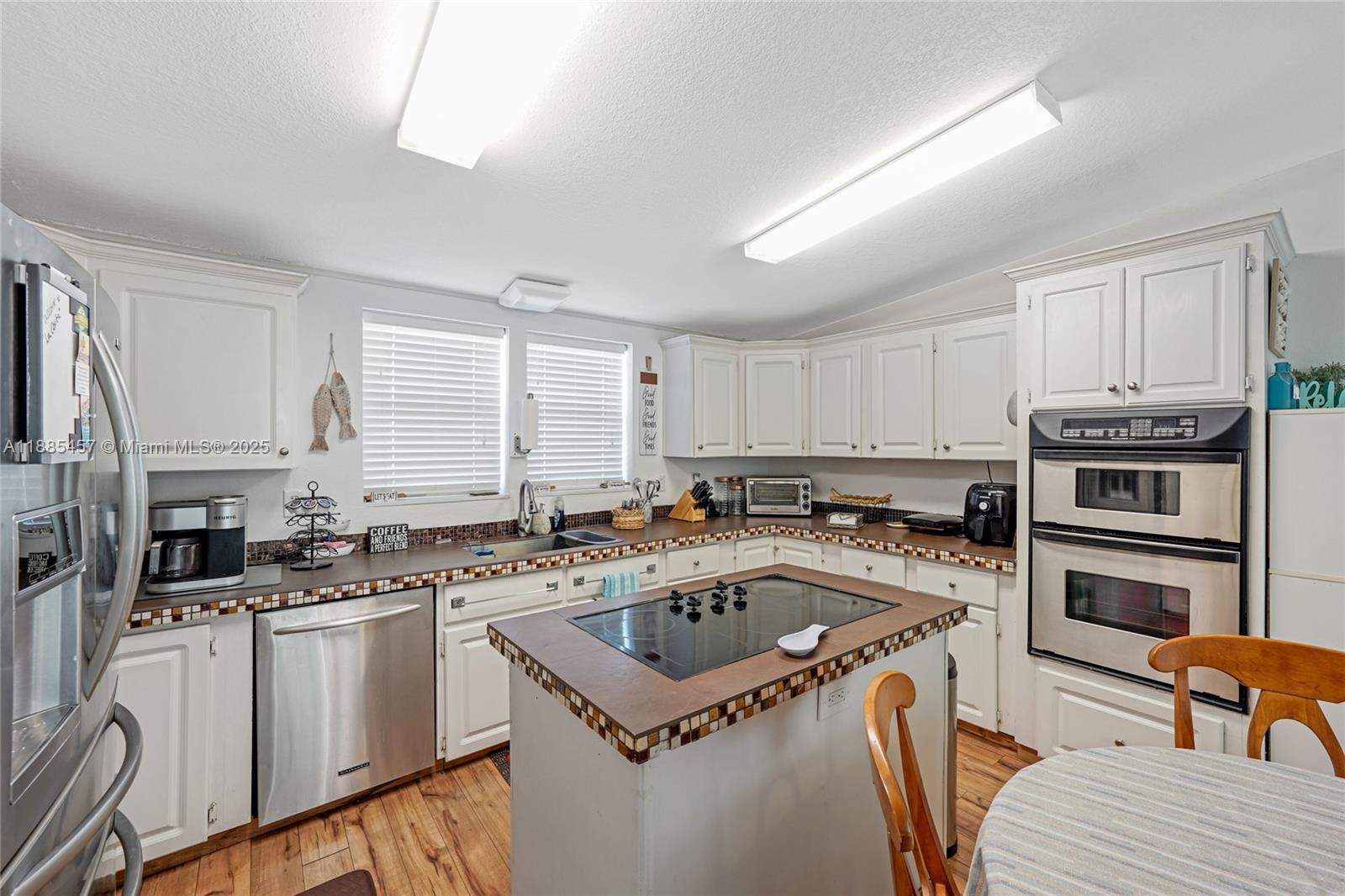 Property photo # 2